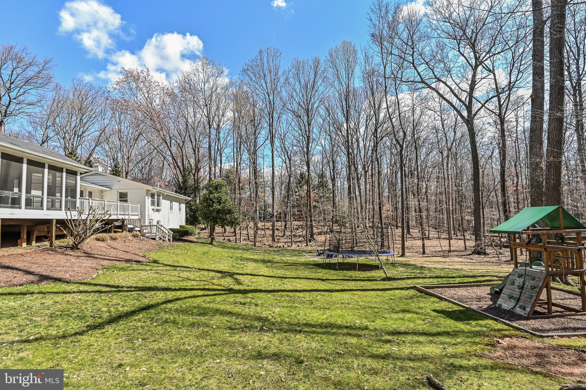 VALLEY STREAM - Residential