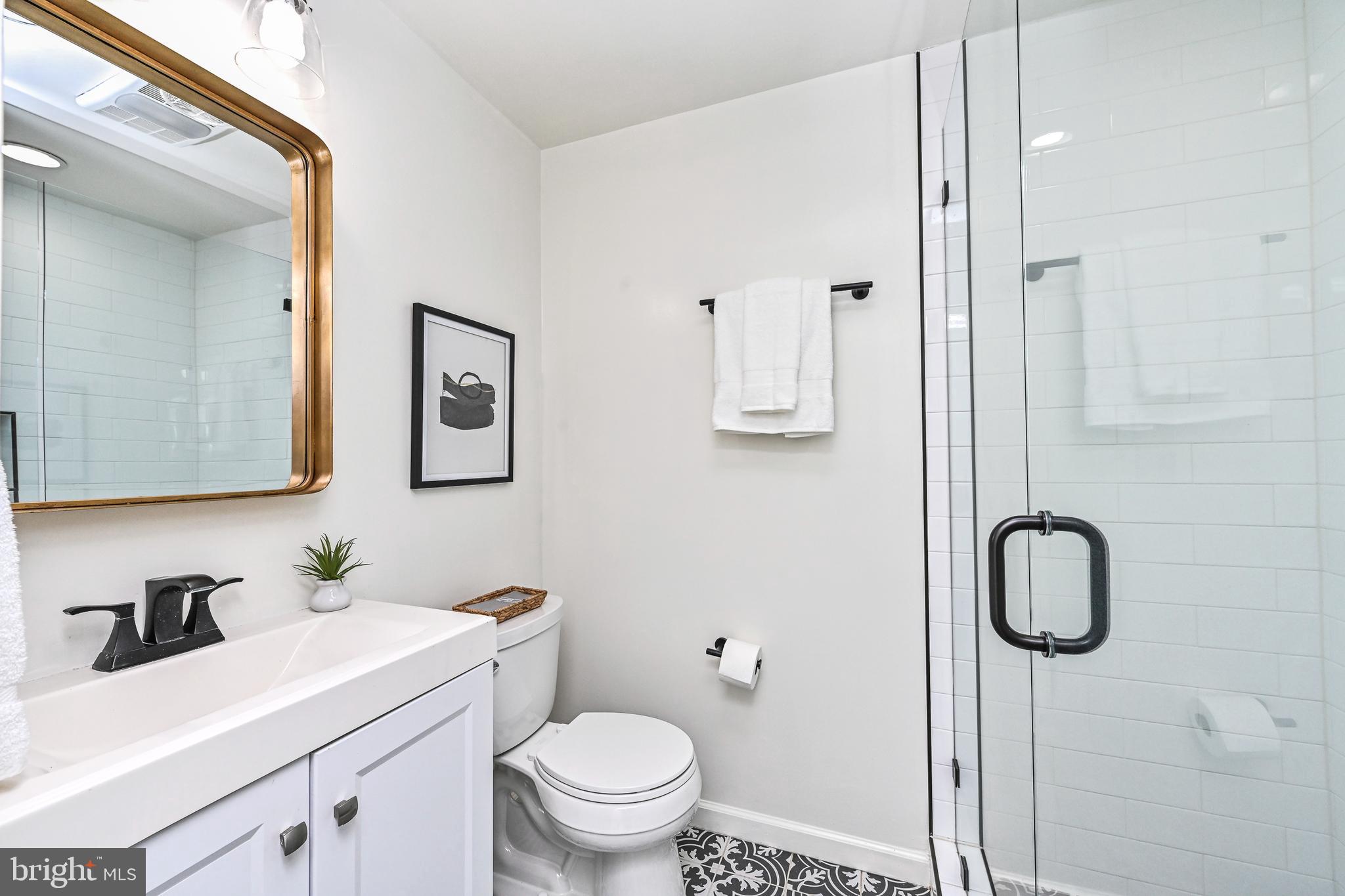 VALLEY STREAM - Residential