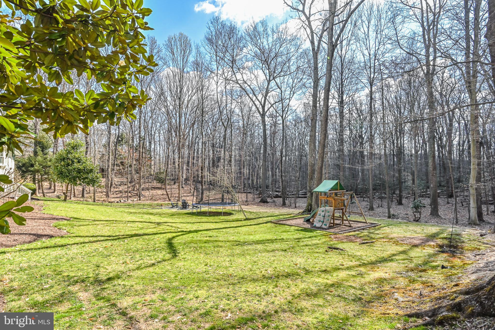 VALLEY STREAM - Residential