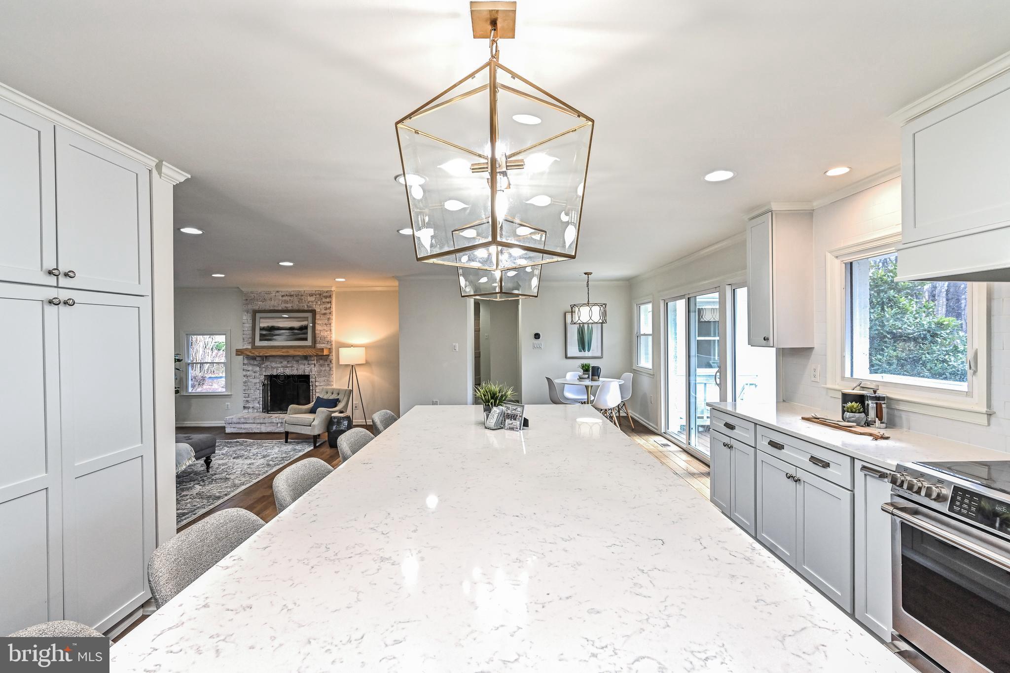 VALLEY STREAM - Residential