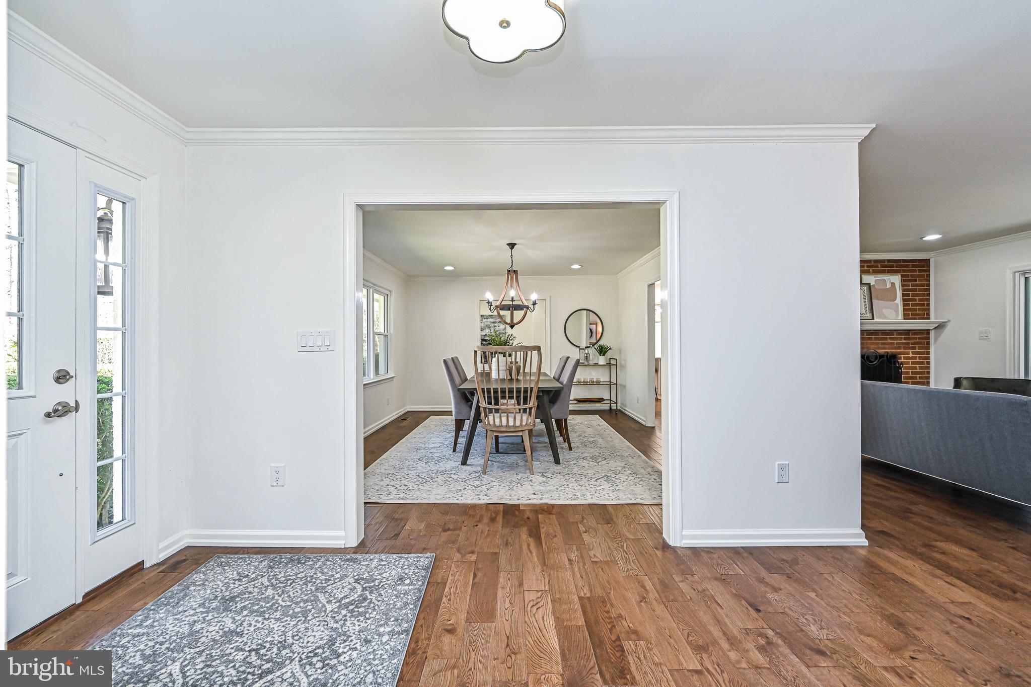 VALLEY STREAM - Residential