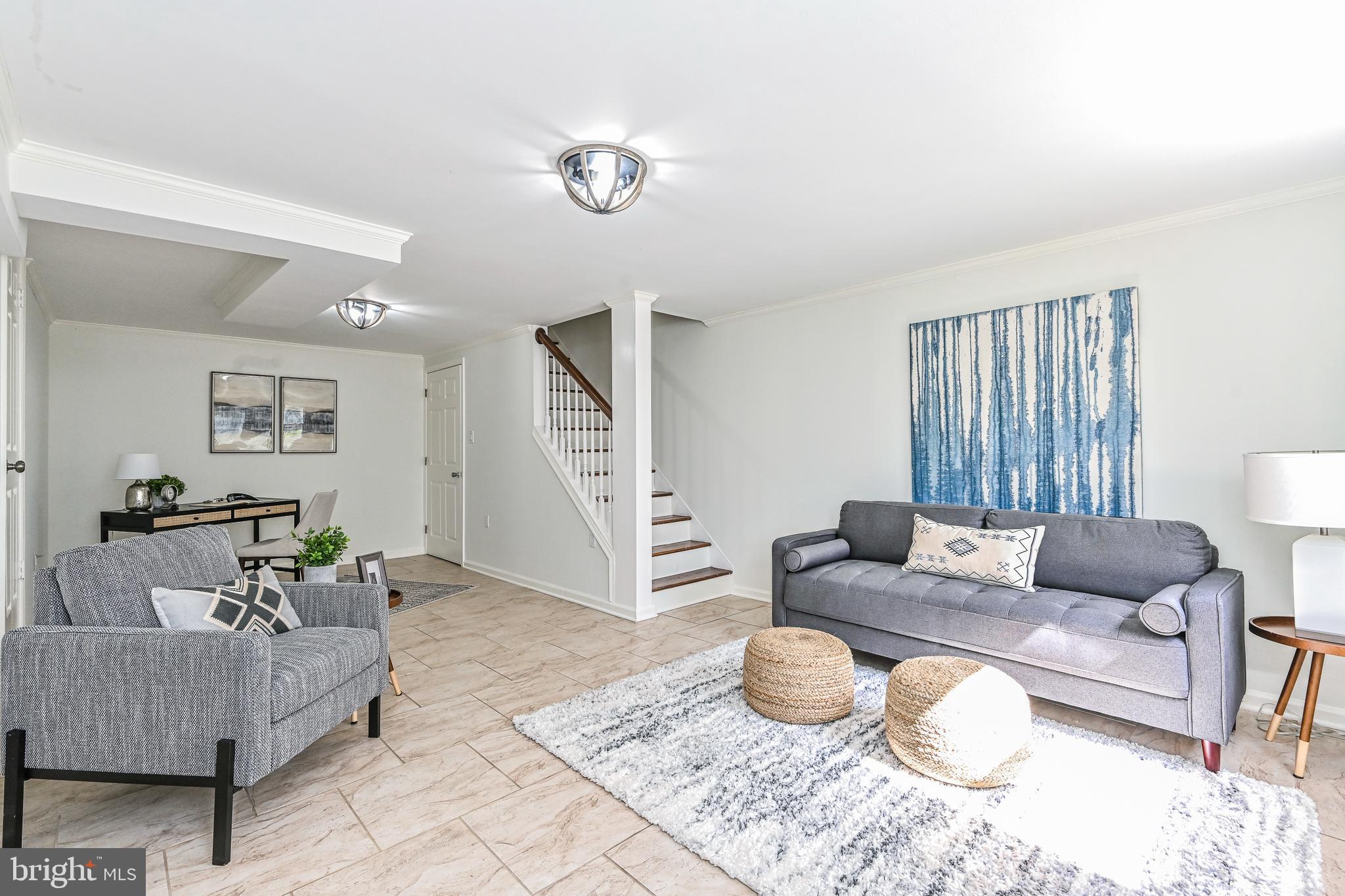 VALLEY STREAM - Residential