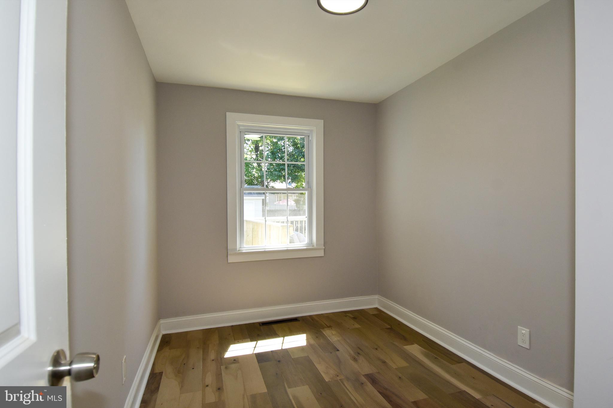 ROCKCREST - Residential