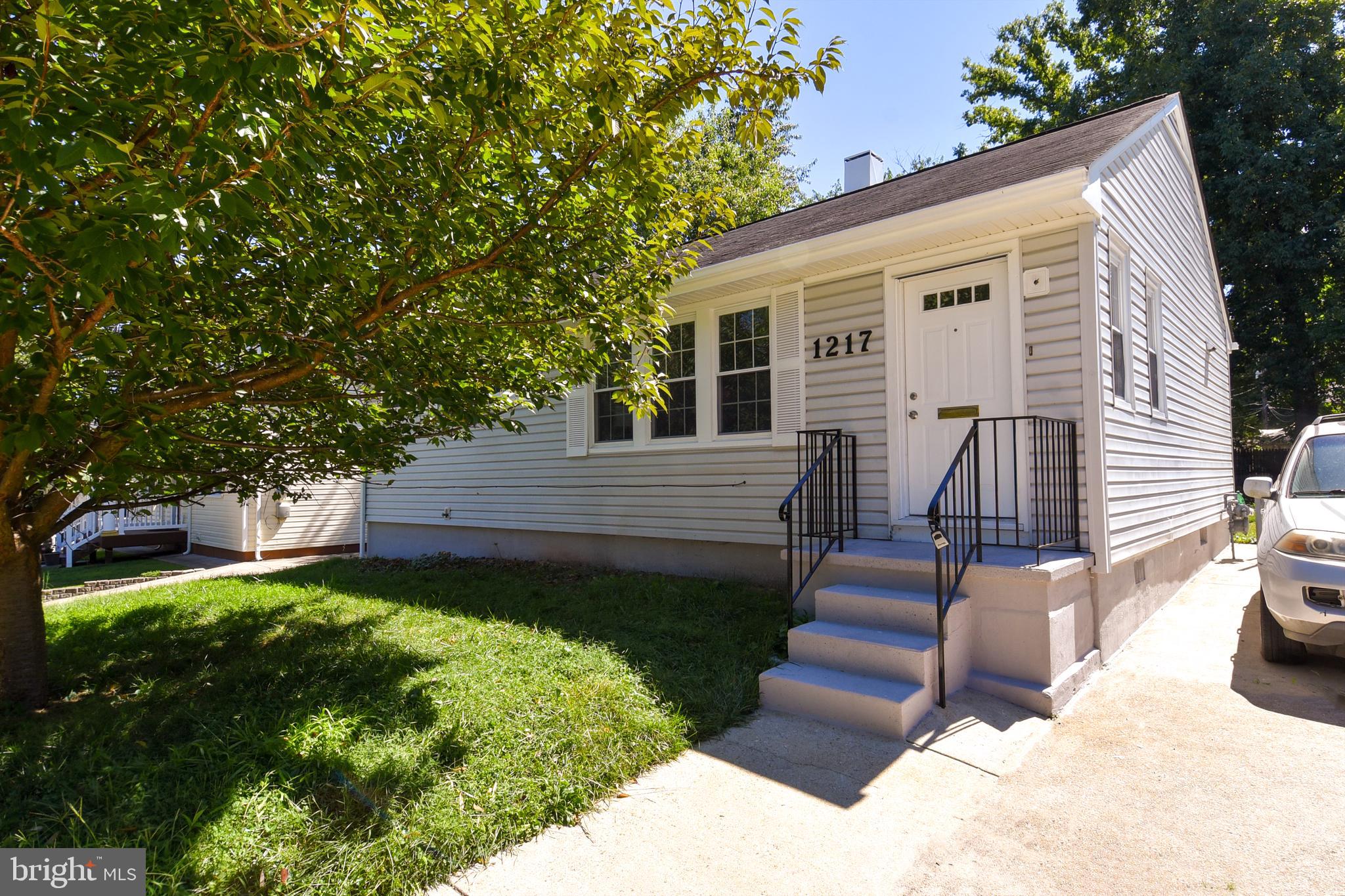 ROCKCREST - Residential