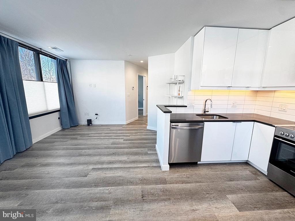 700 ROEDER ROAD 103