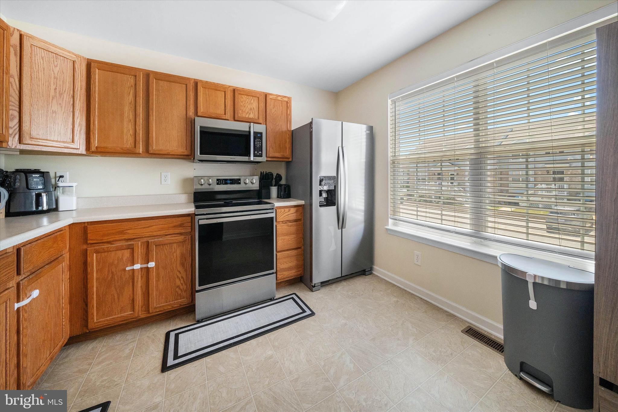 30 RENZA LANE
