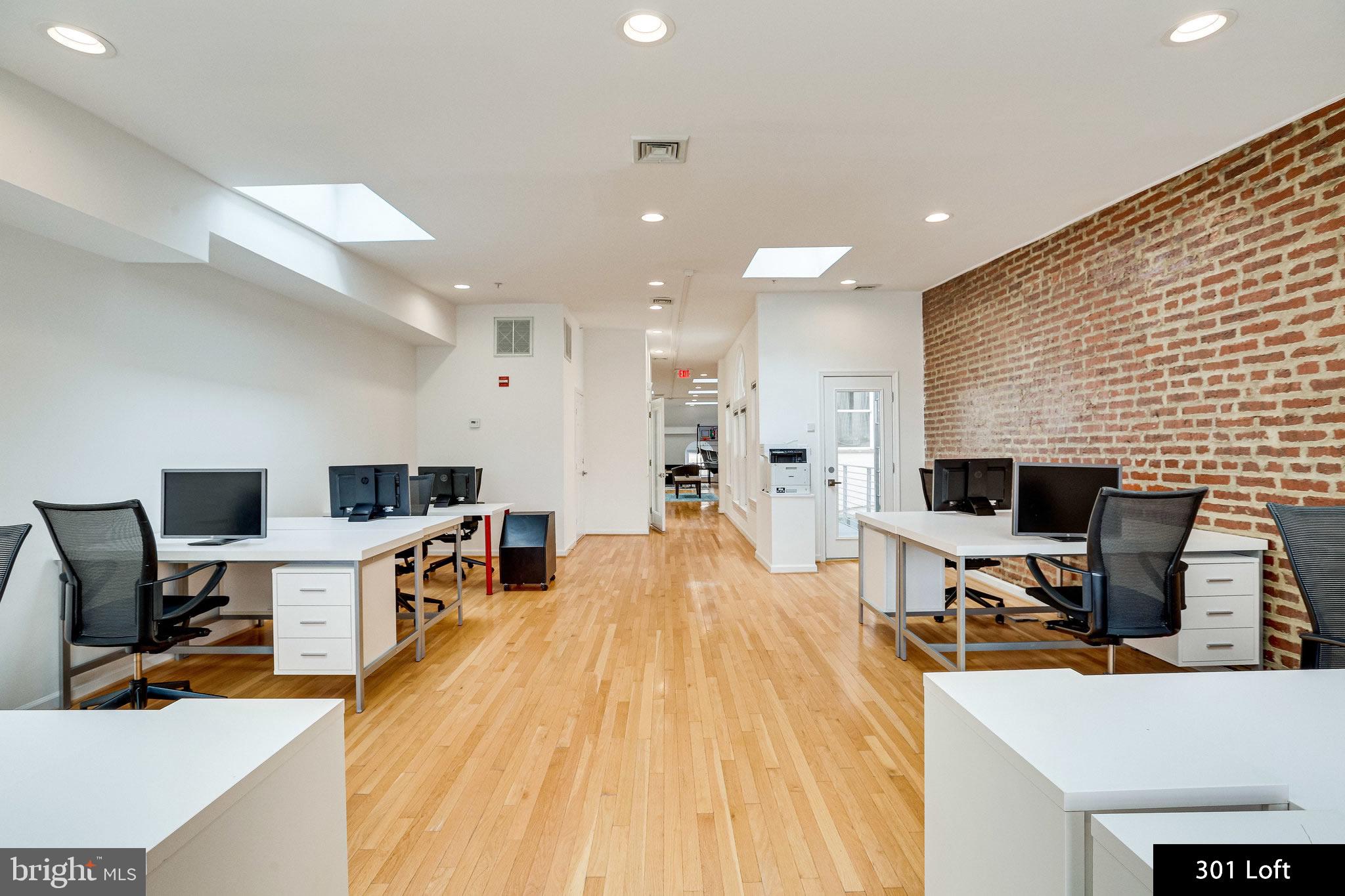 1638 R STREET NW LOFT OFFICE