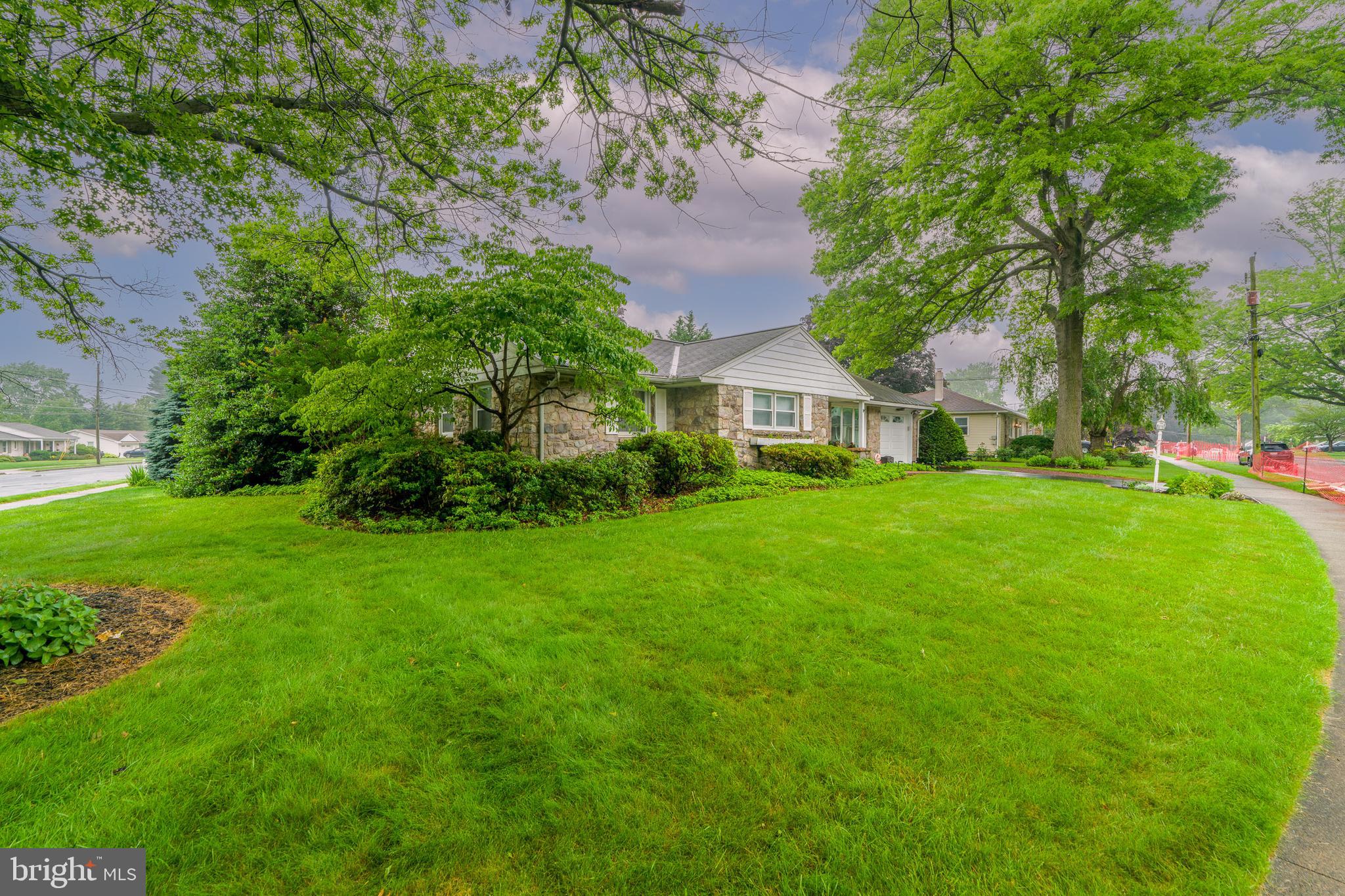 528 BLUEBIRD ROAD