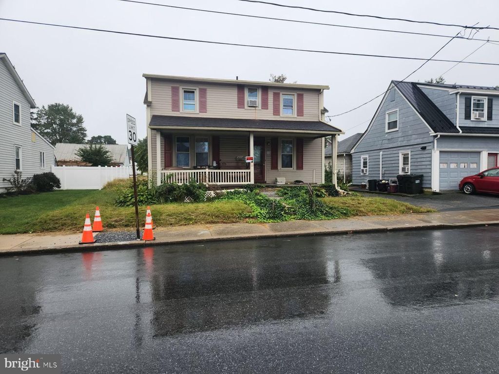 Photo of 144 W Conestoga Street, New Holland, PA 17557 (MLS # PALA2059092)