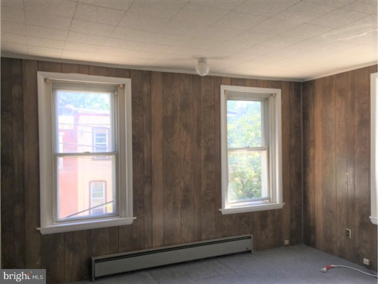 EAST FALLS - Residential