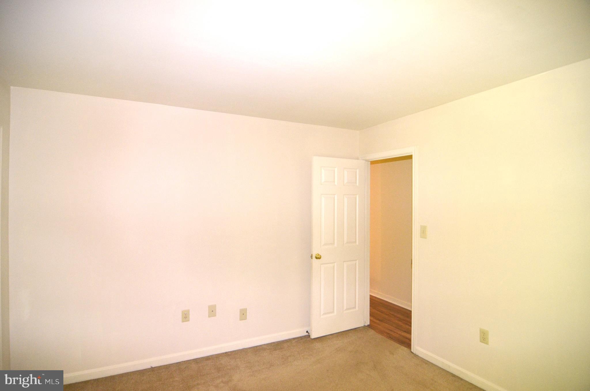 COVE POINT - Residential Lease