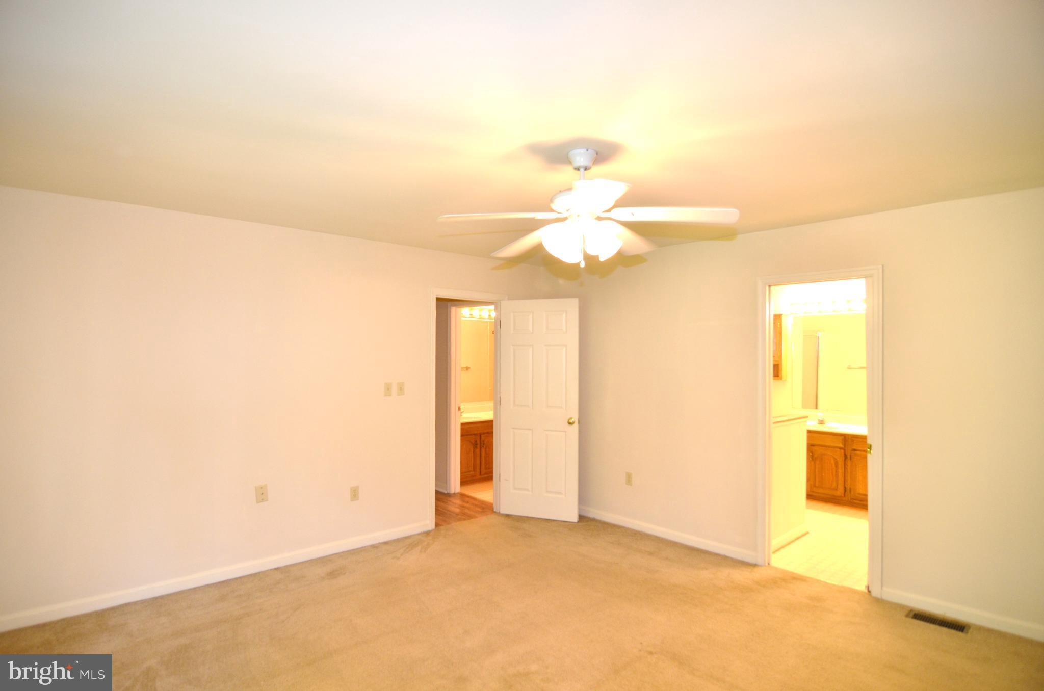 COVE POINT - Residential Lease