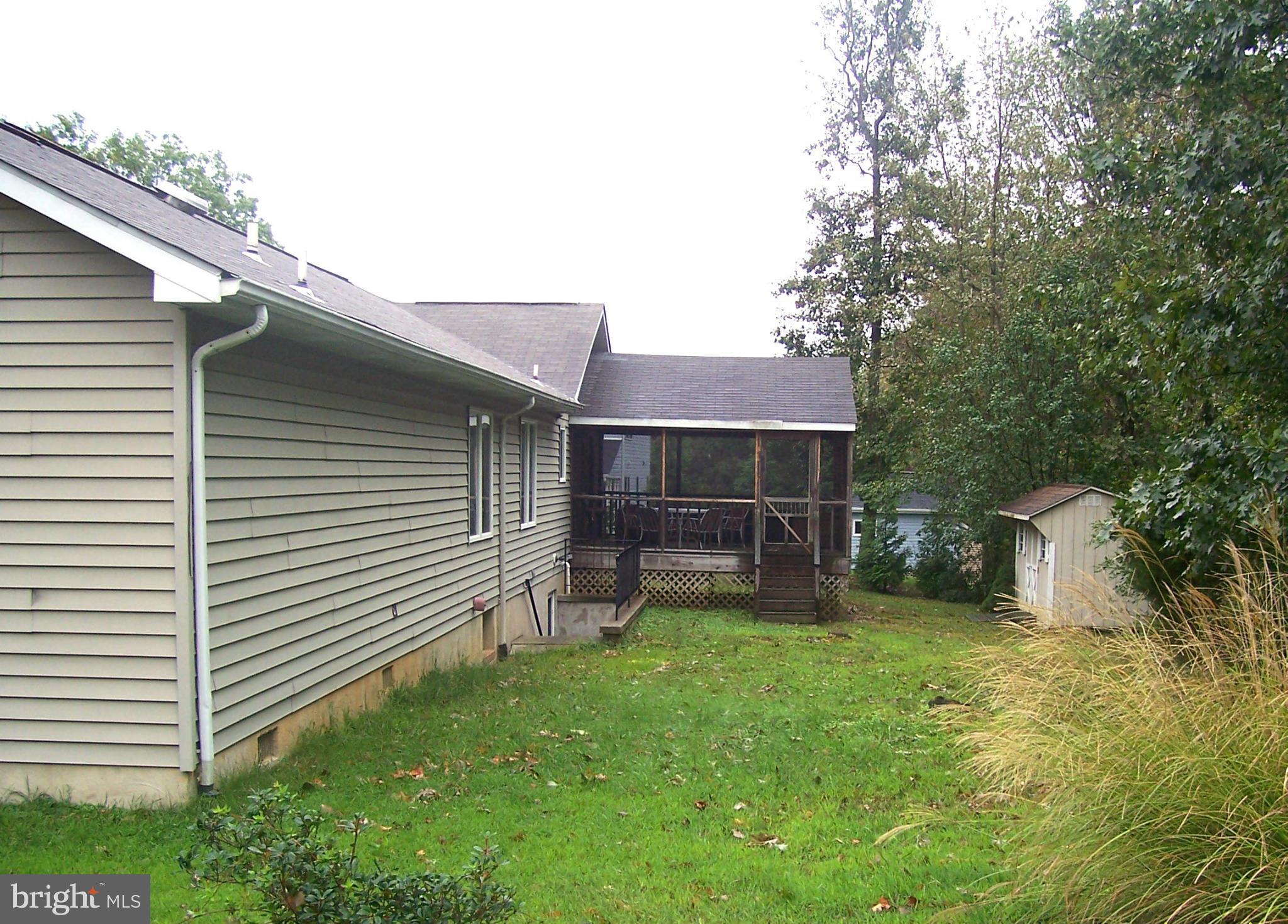 COVE POINT - Residential Lease