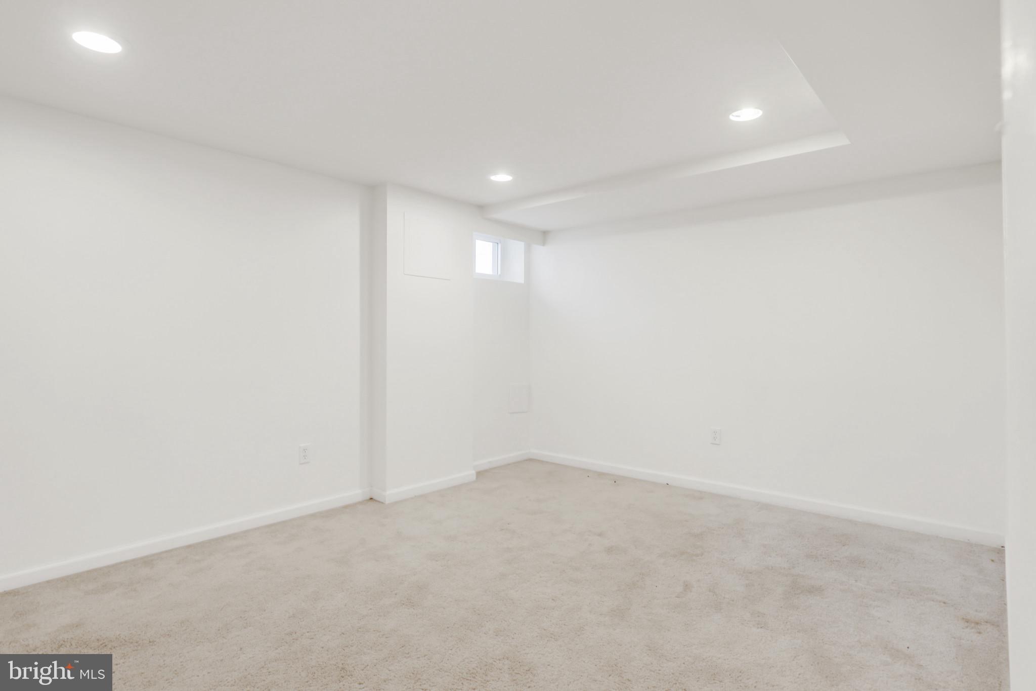 WEST INVERNESS - Residential