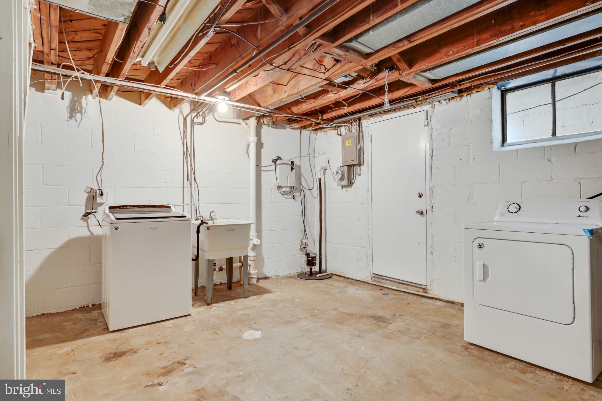 WEST INVERNESS - Residential