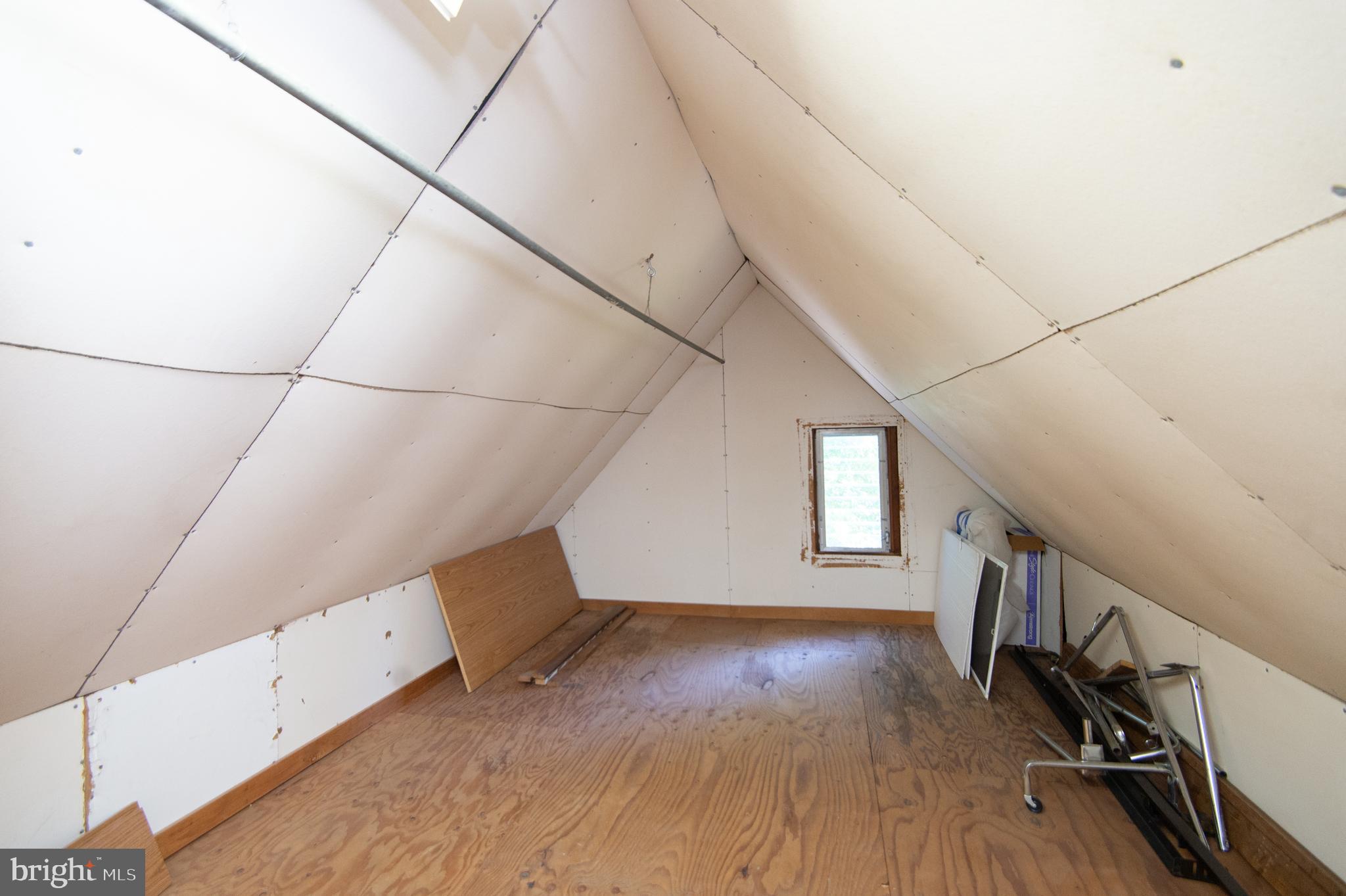 HISTORIC DISTRICT - WEST END - Residential