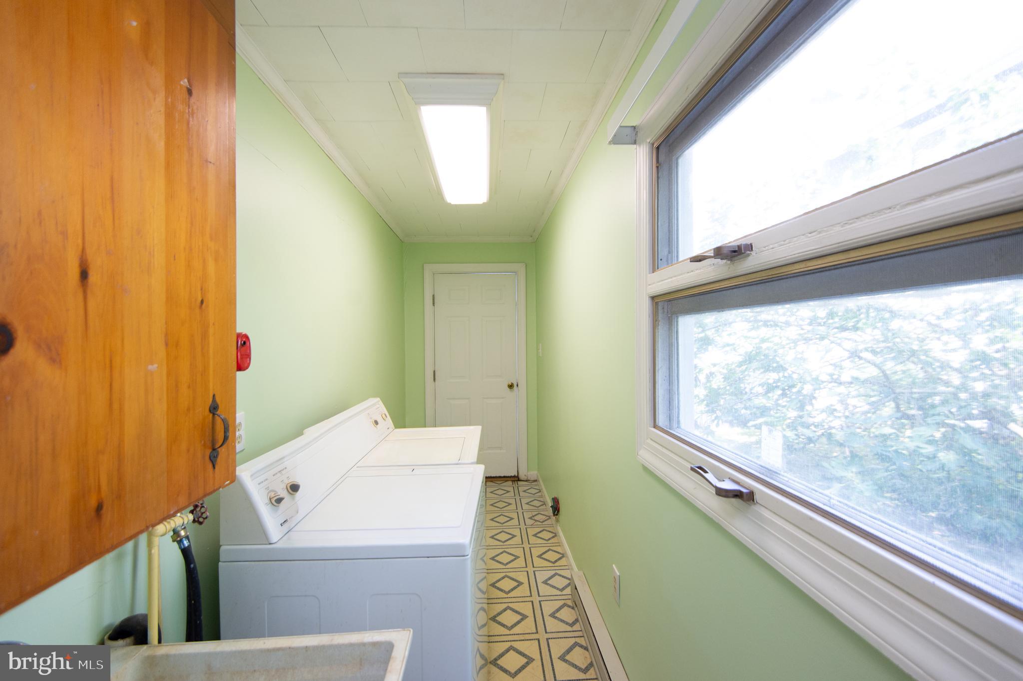 HISTORIC DISTRICT - WEST END - Residential