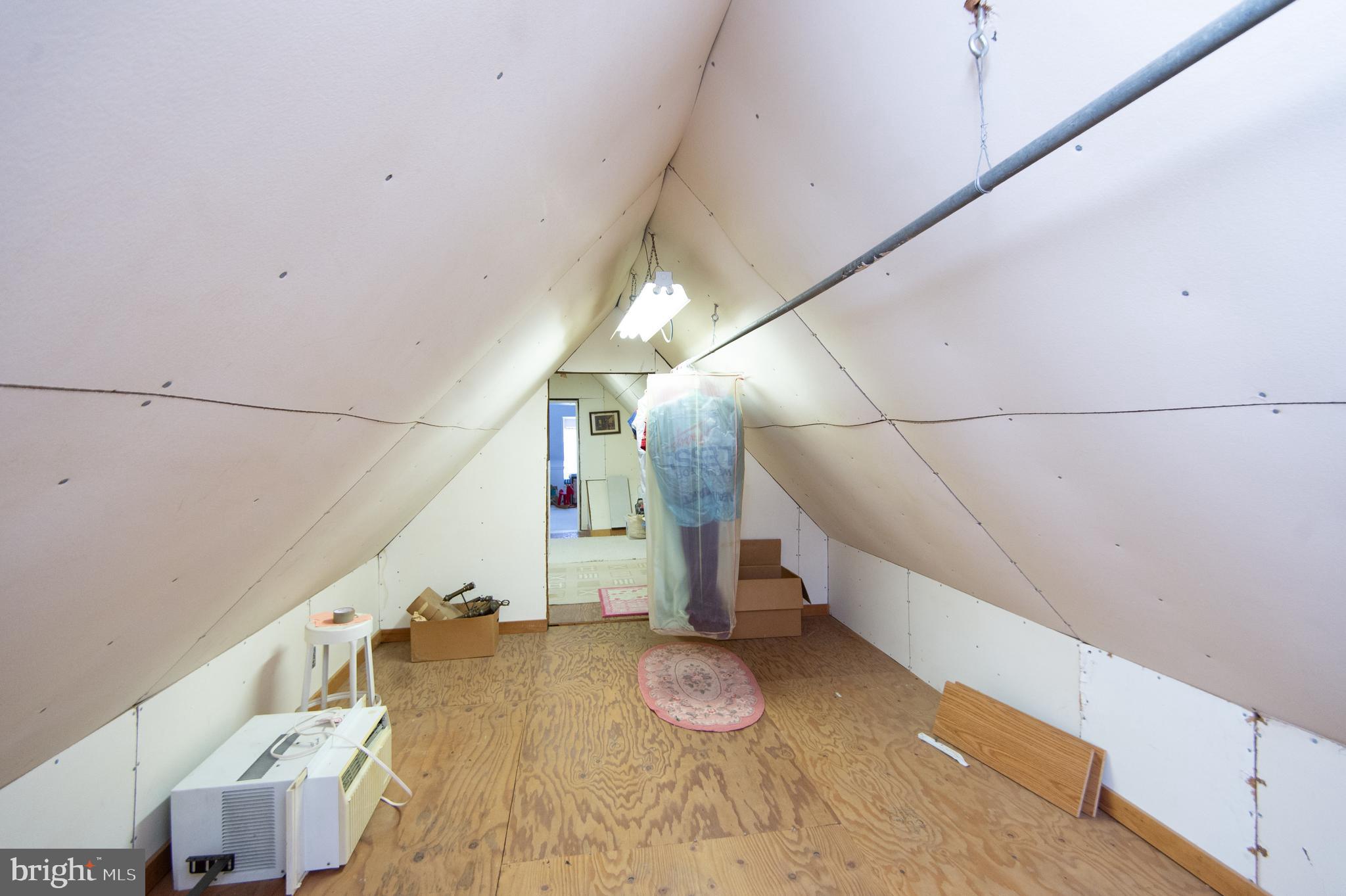 HISTORIC DISTRICT - WEST END - Residential