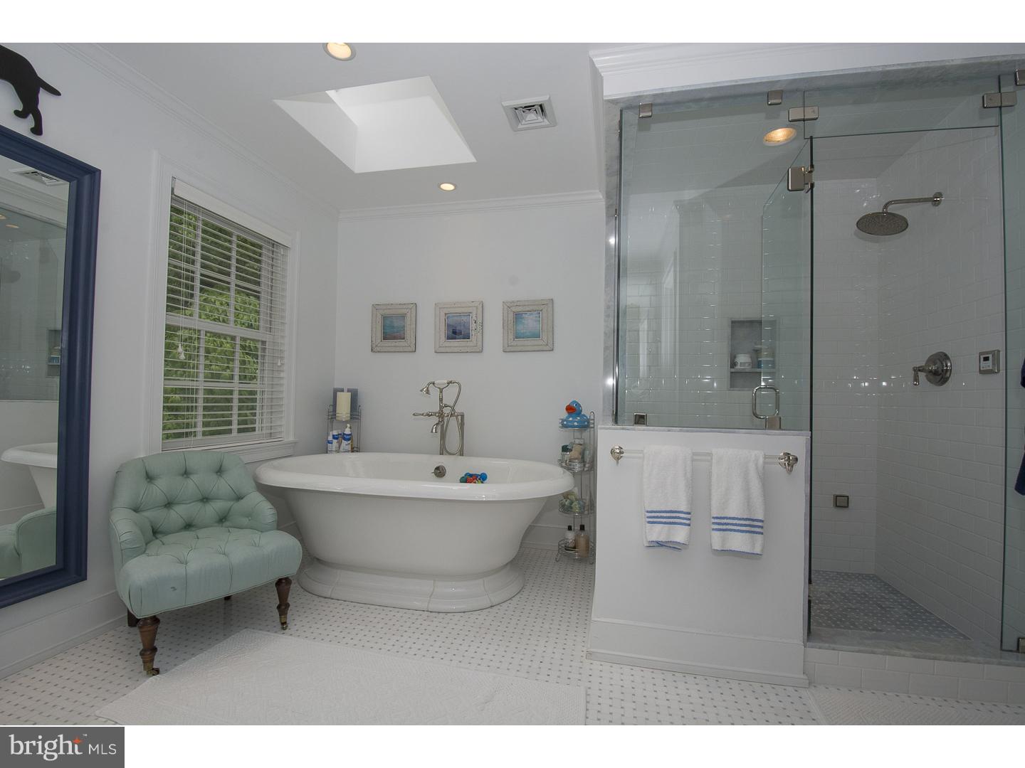 RADNOR HUNT - Residential