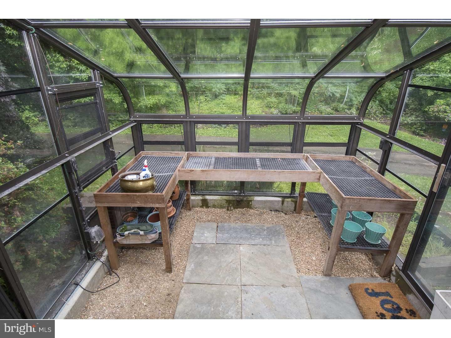 RADNOR HUNT - Residential