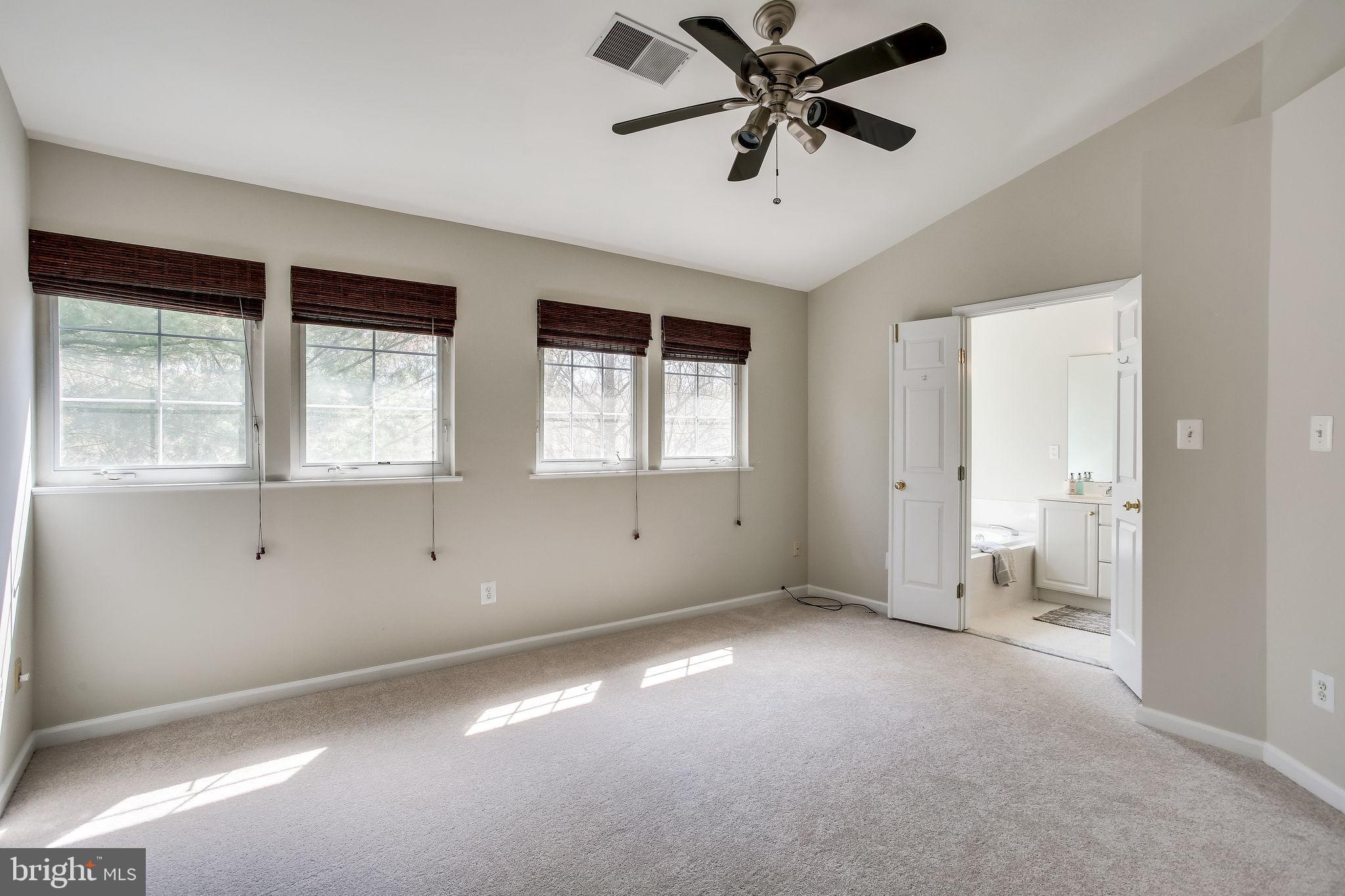 POTOMAC LAKES - Residential