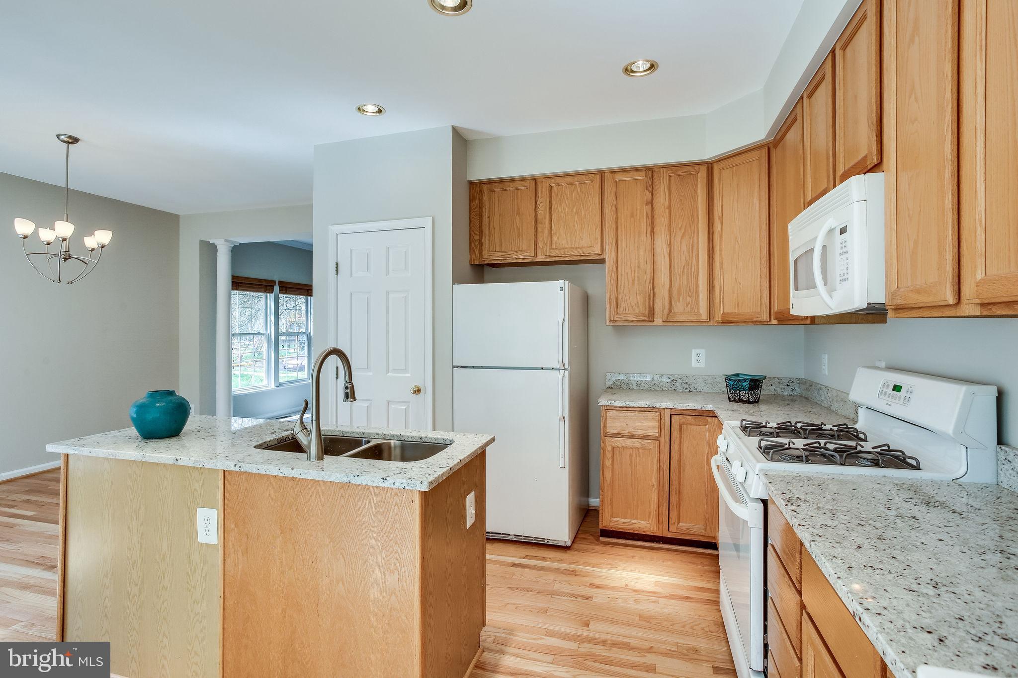 POTOMAC LAKES - Residential