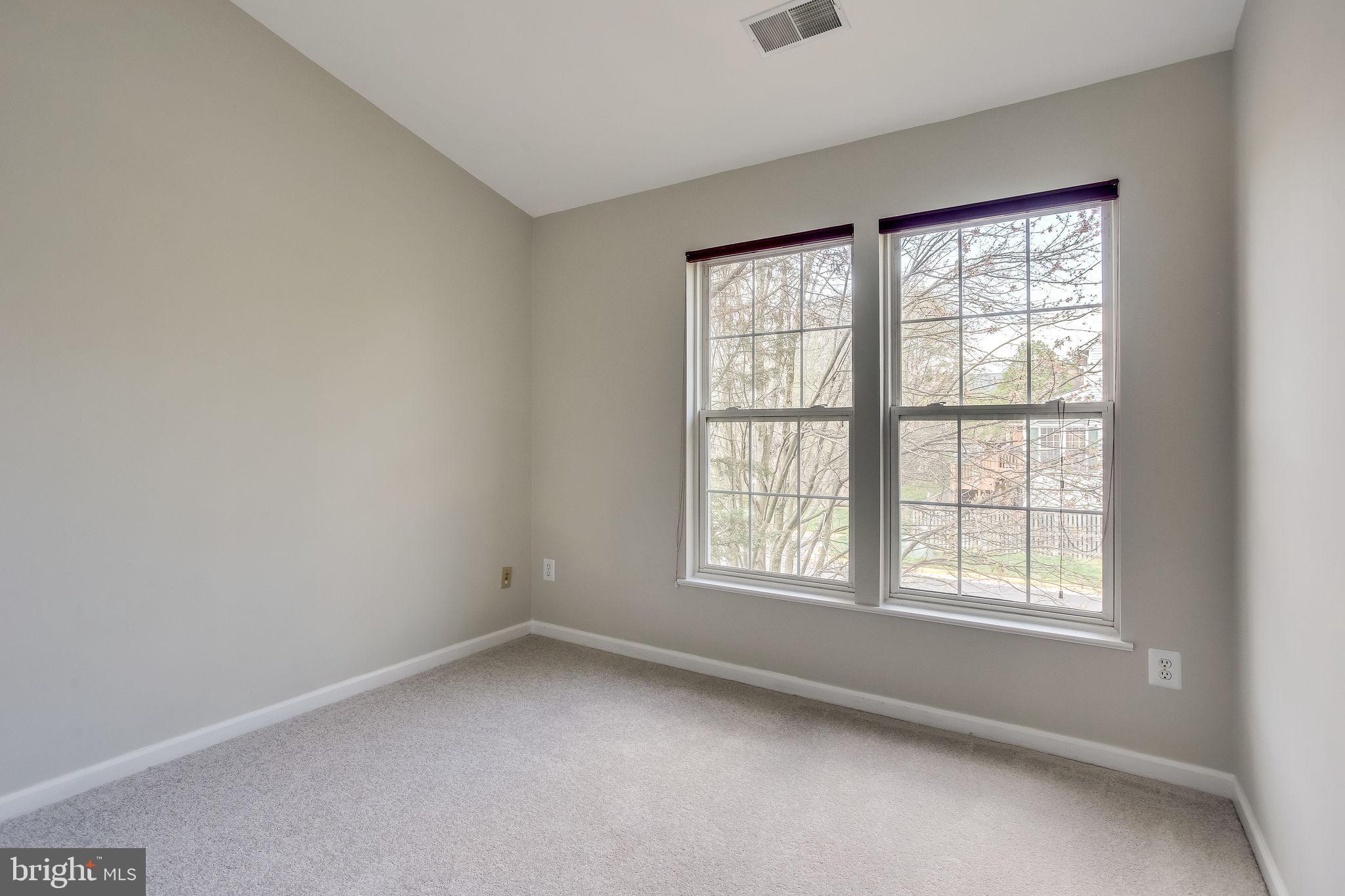 POTOMAC LAKES - Residential