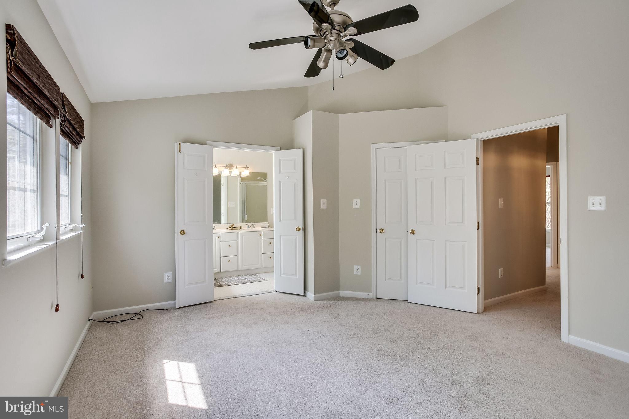 POTOMAC LAKES - Residential