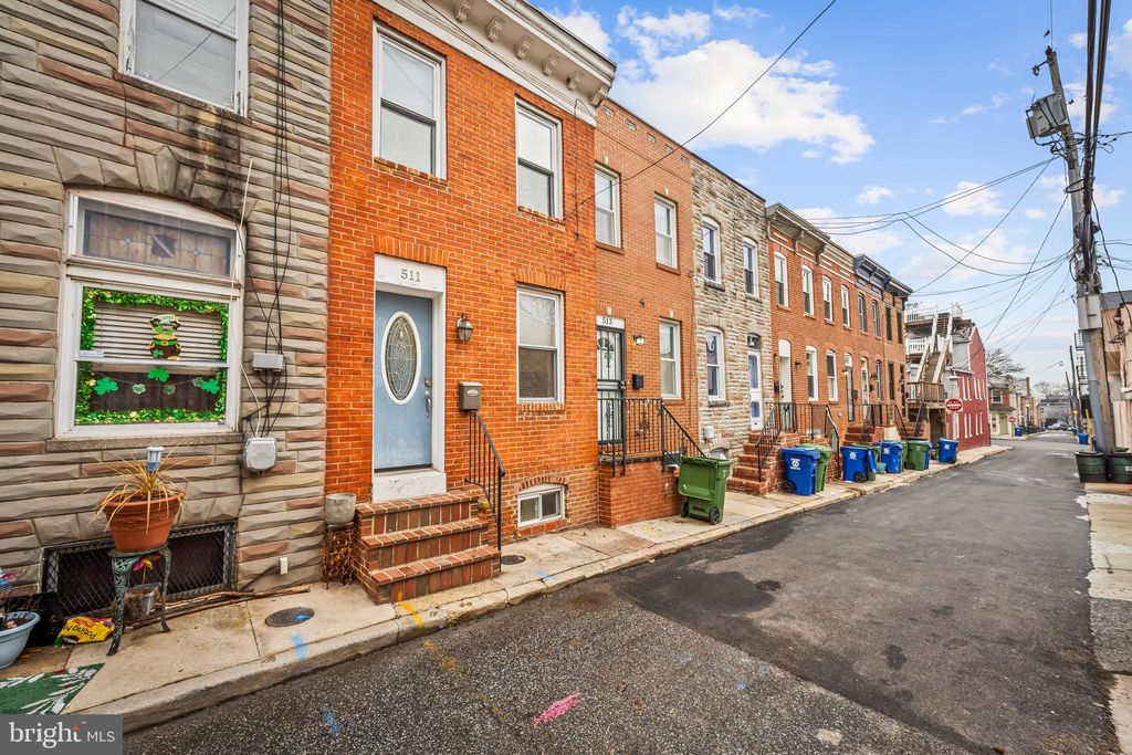Photo of 511 S Bradford Street S, BALTIMORE, MD 21224 (MLS # MDBA2200460)