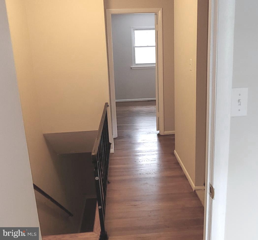 COLONY SQUARE - Residential