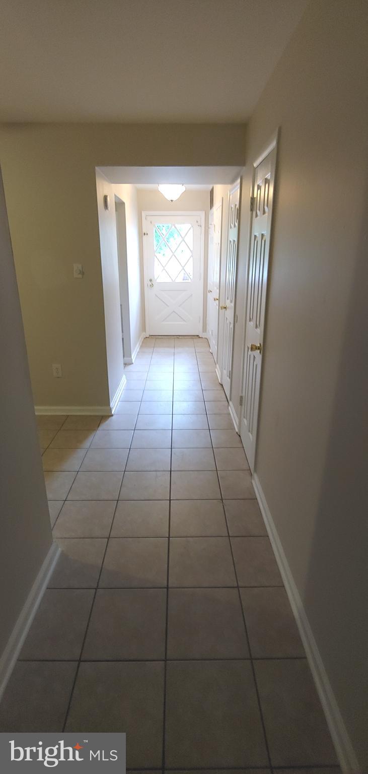 COLONY SQUARE - Residential