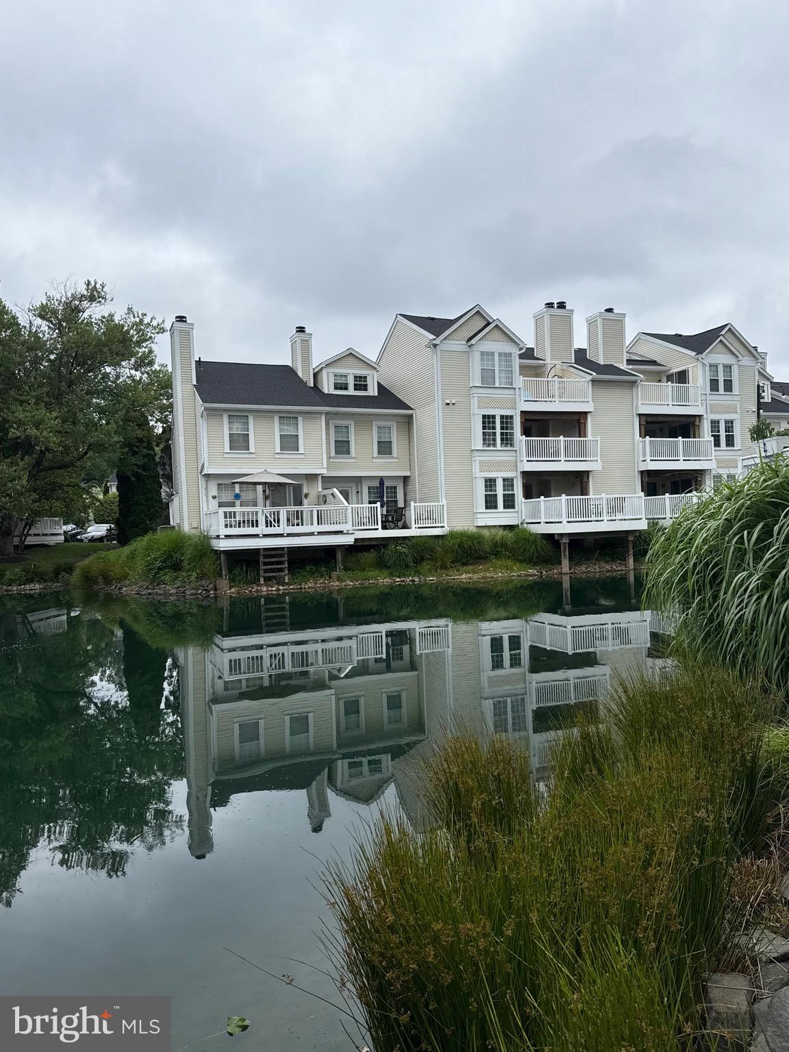 3349 LAKESIDE VIEW DRIVE