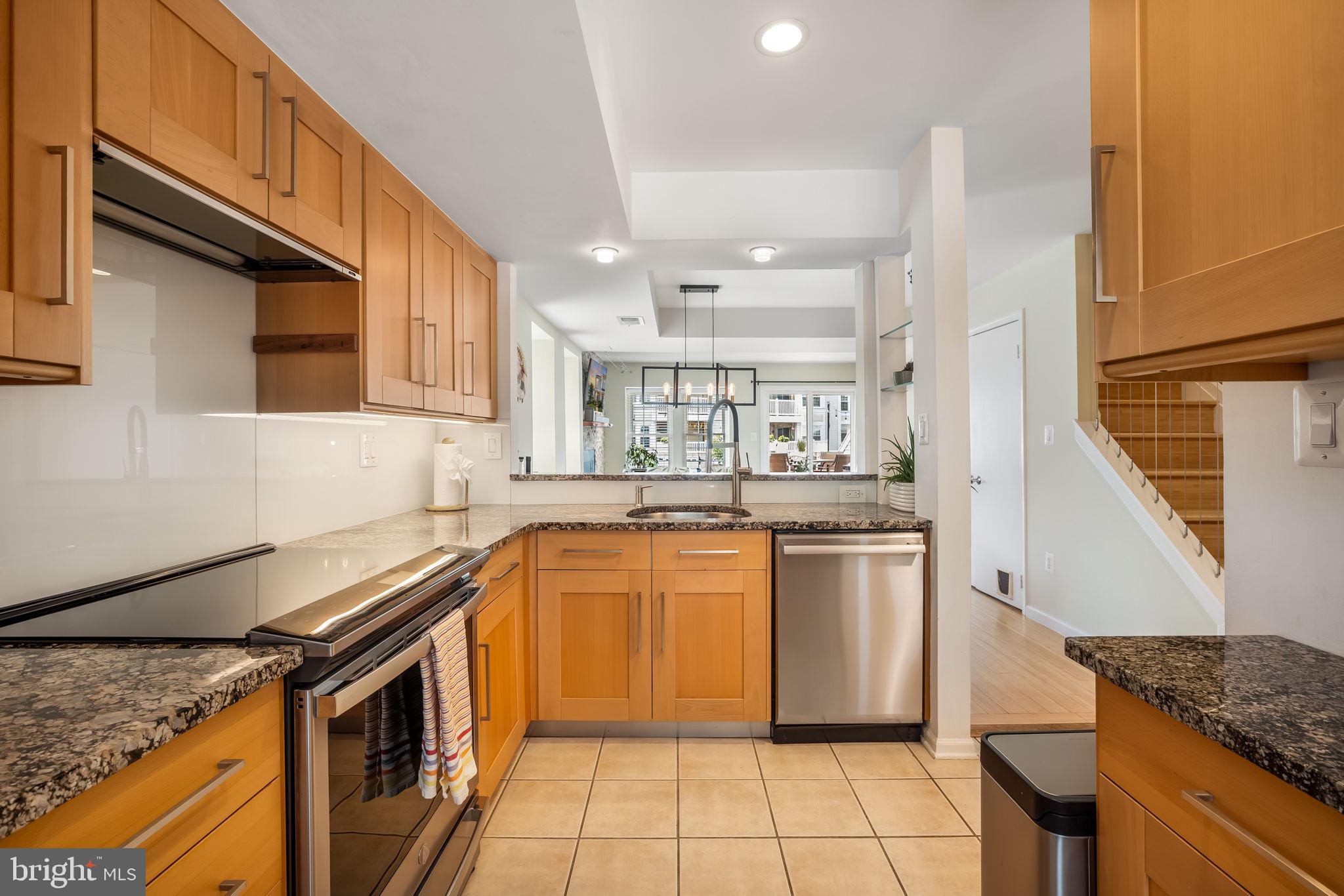 3349 LAKESIDE VIEW DRIVE