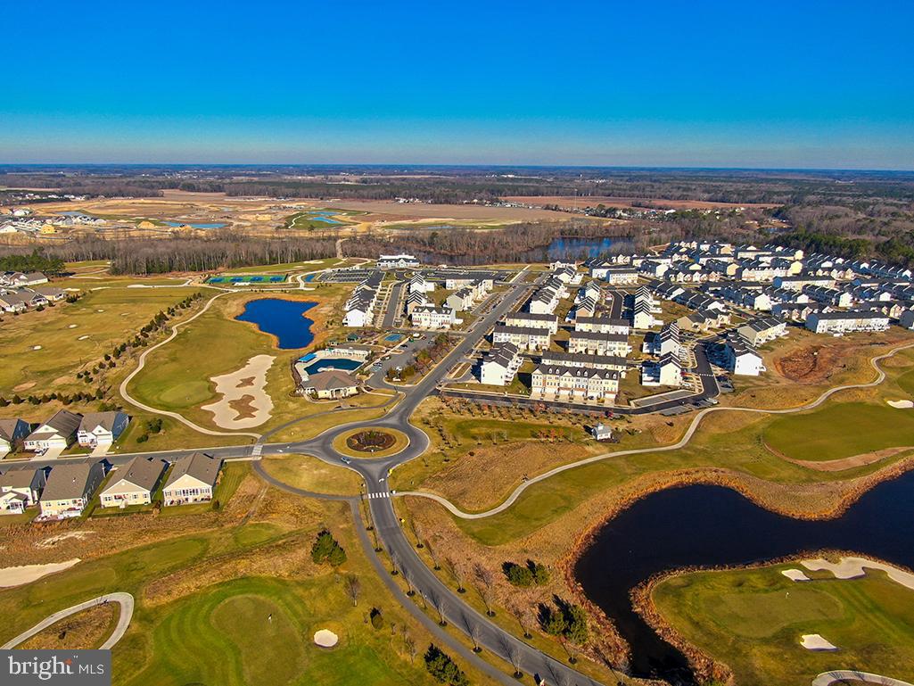 PLANTATION LAKES - Residential