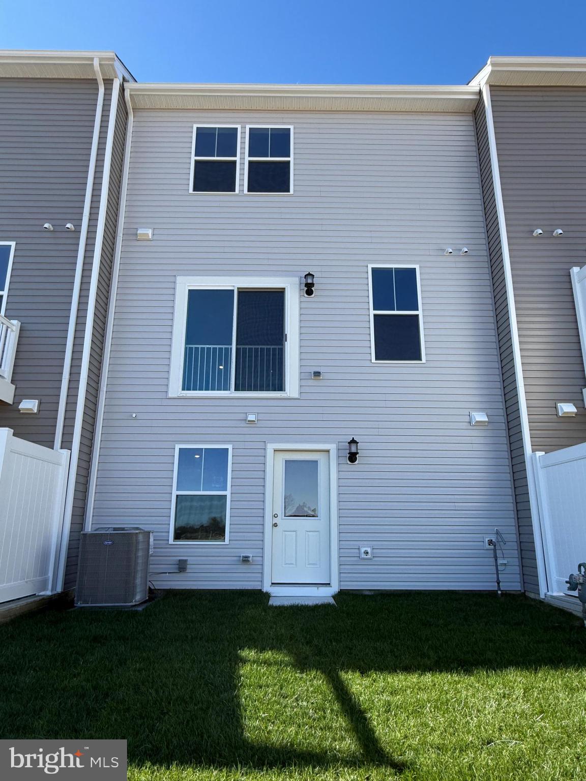 PLANTATION LAKES - Residential