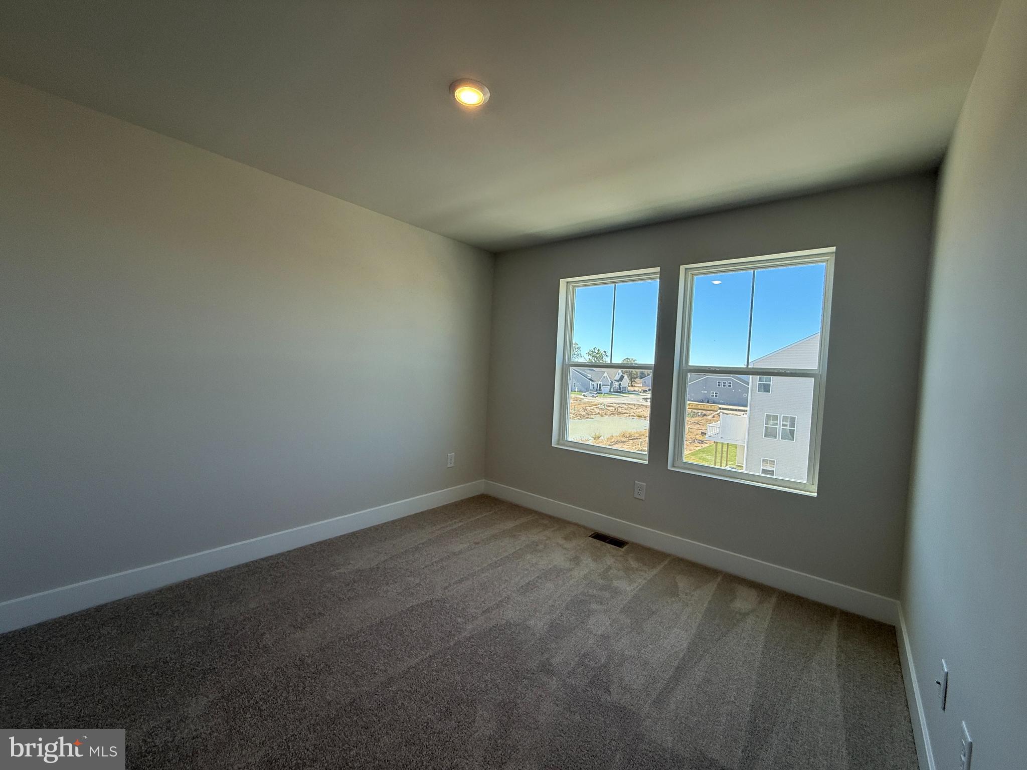 PLANTATION LAKES - Residential