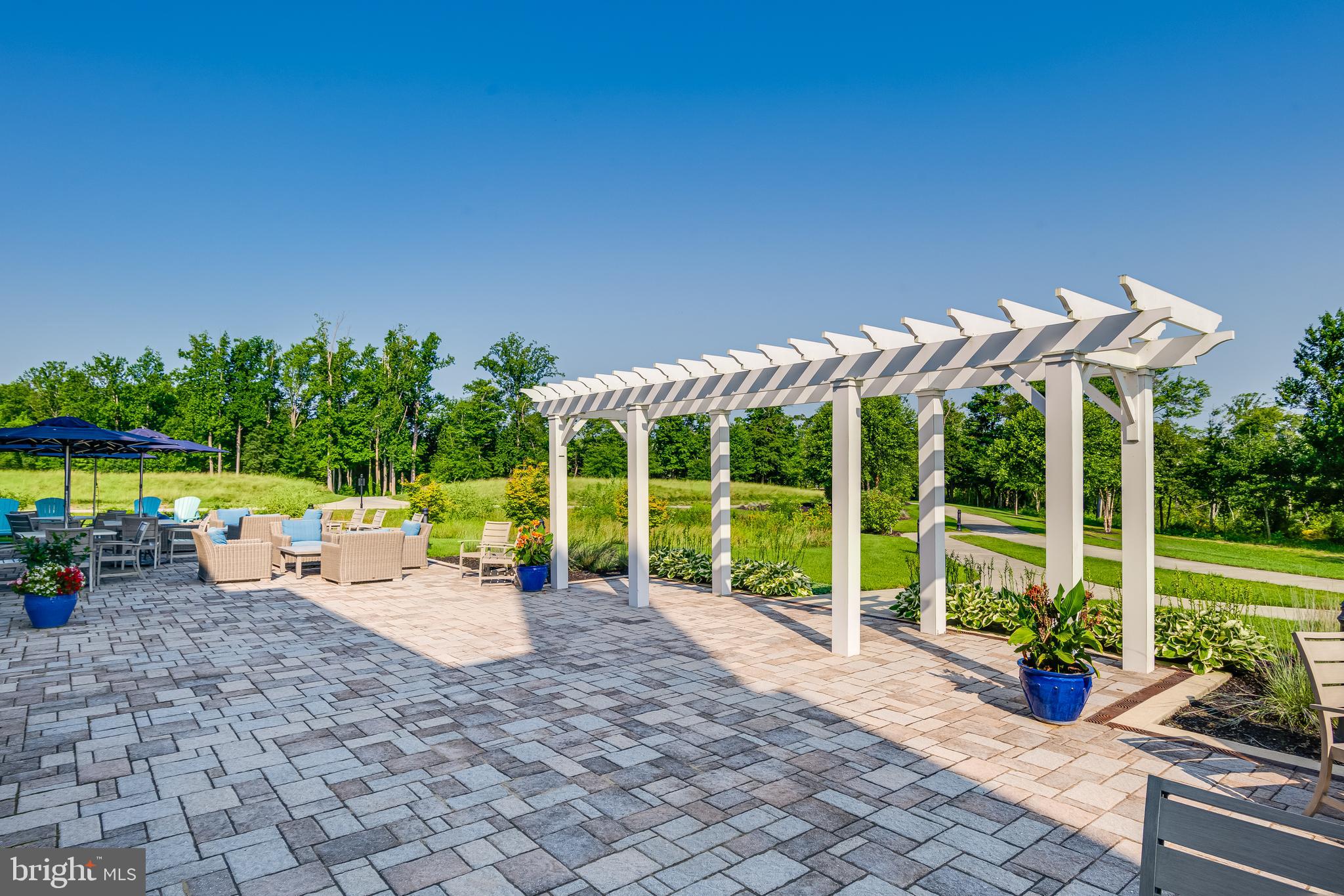 PLANTATION LAKES - Residential