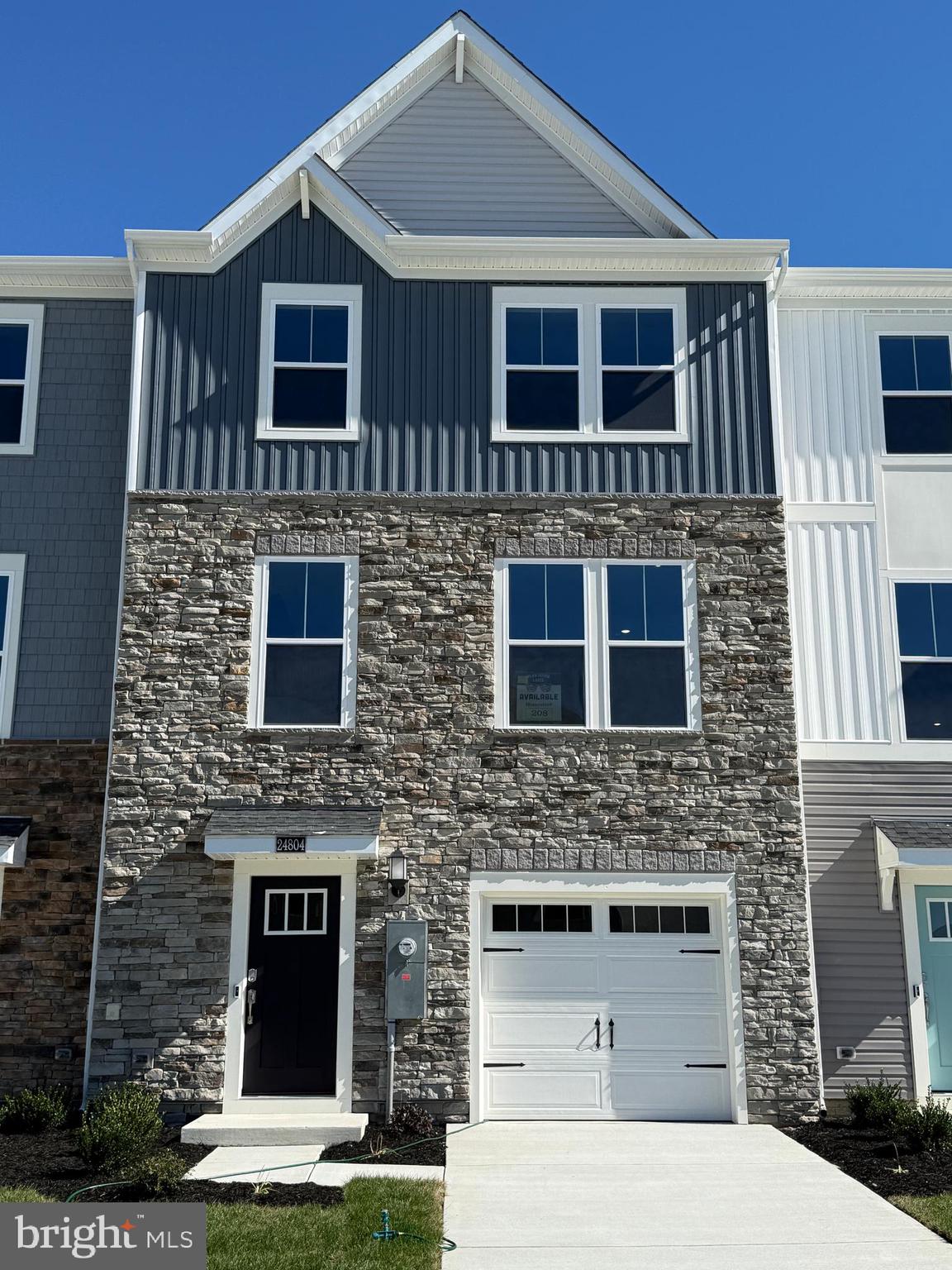 PLANTATION LAKES - Residential