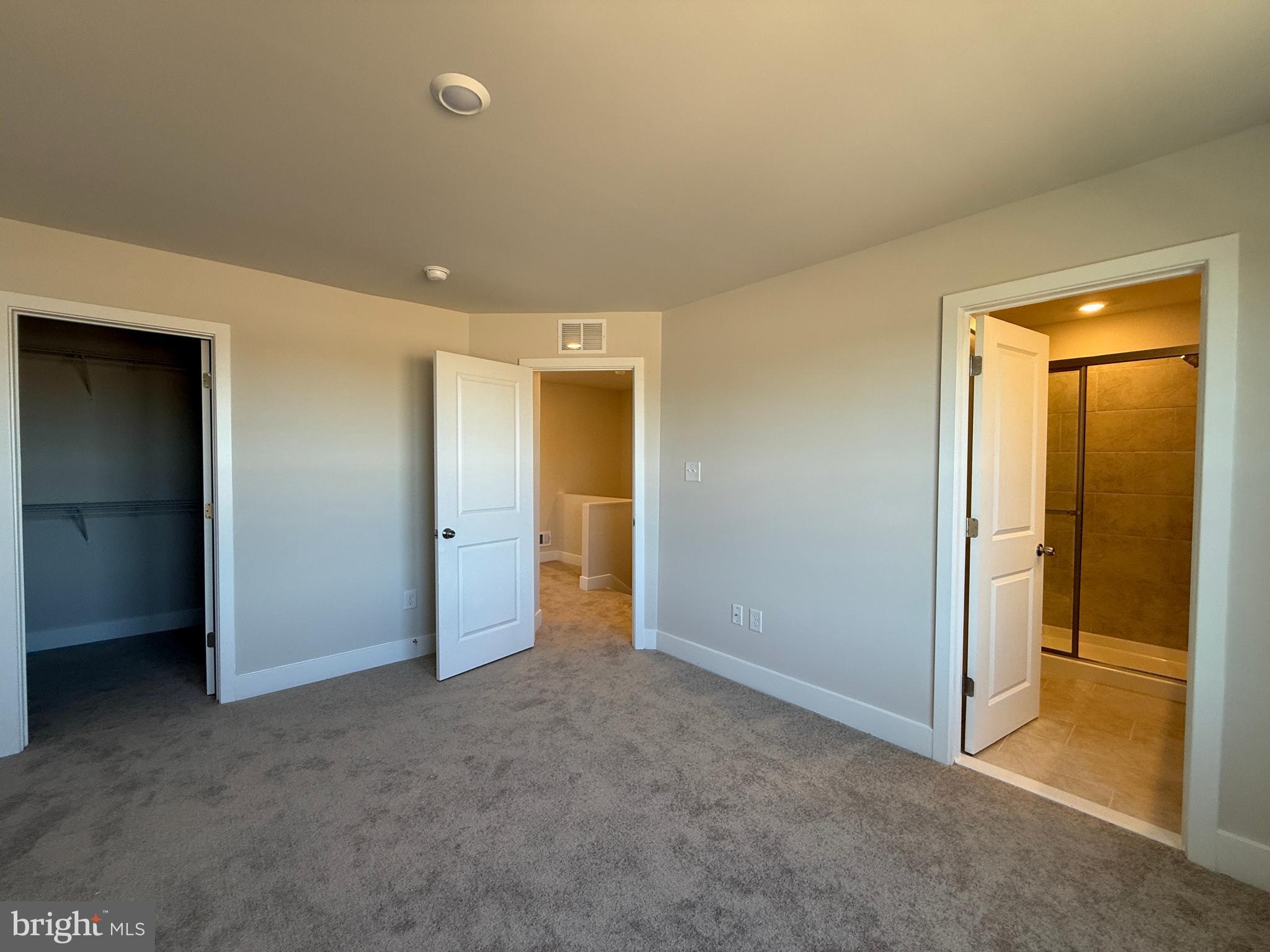 PLANTATION LAKES - Residential