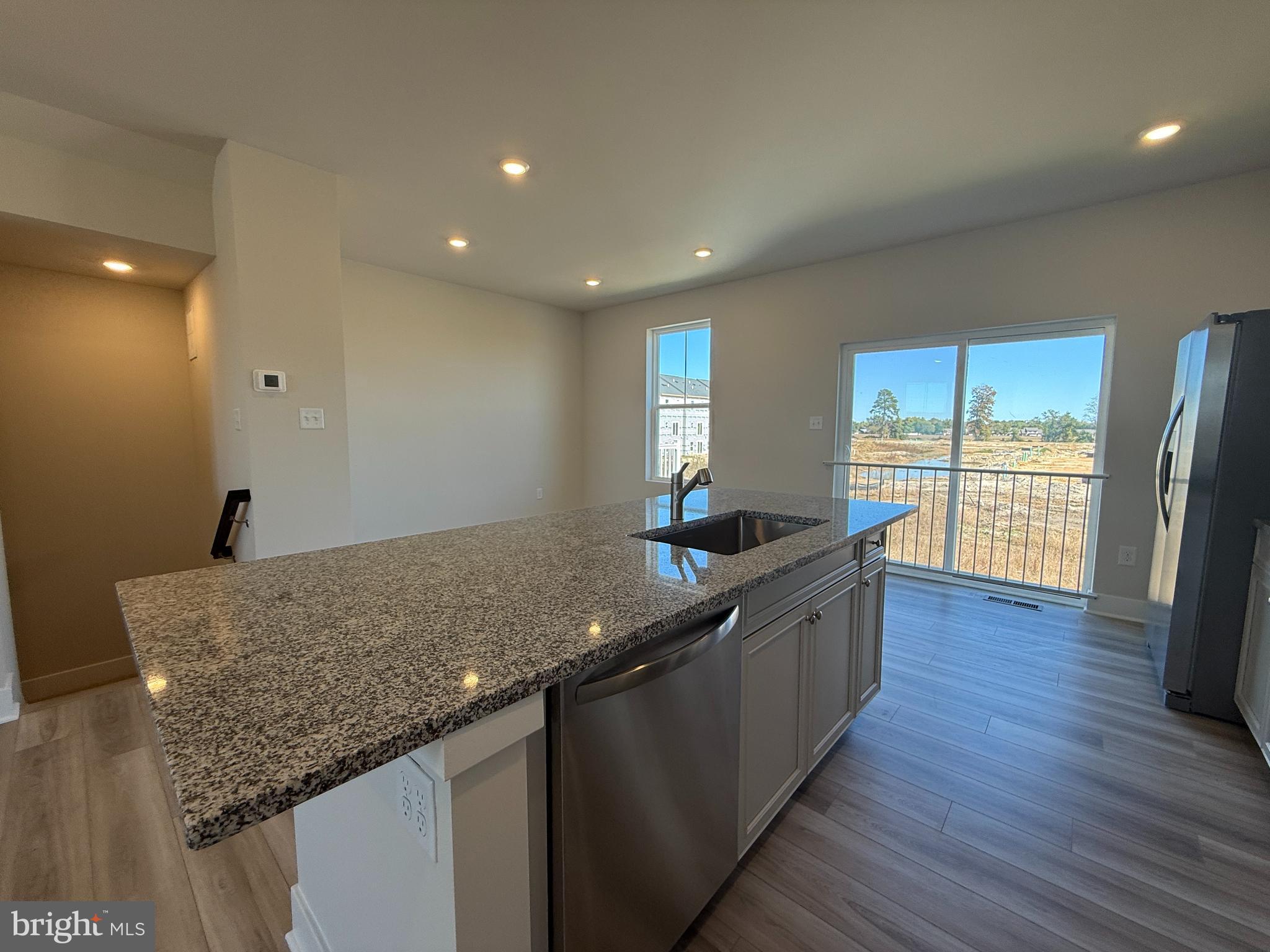 PLANTATION LAKES - Residential