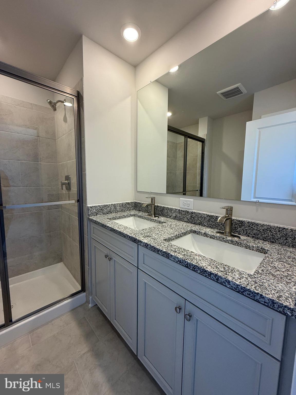 PLANTATION LAKES - Residential