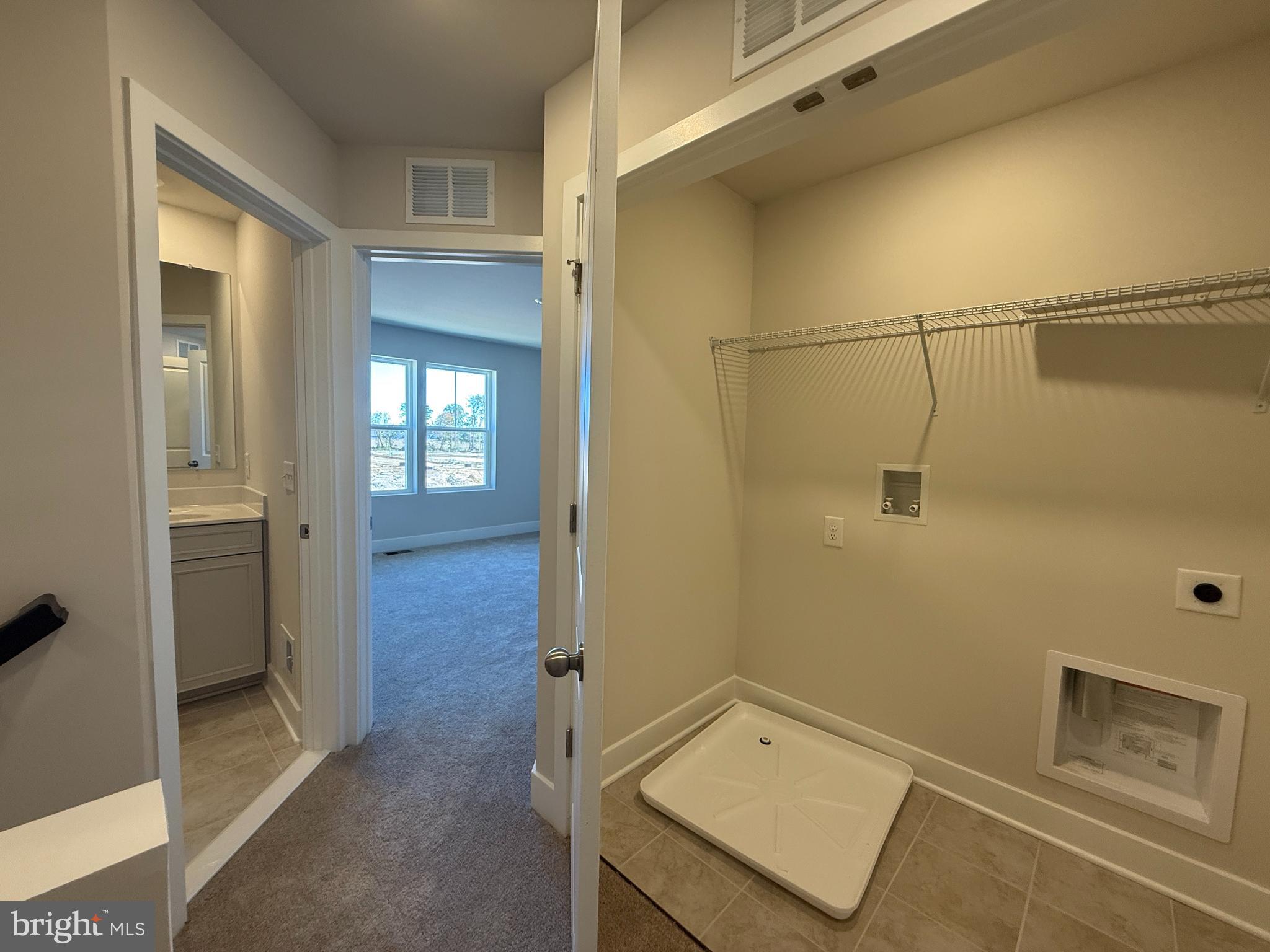 PLANTATION LAKES - Residential