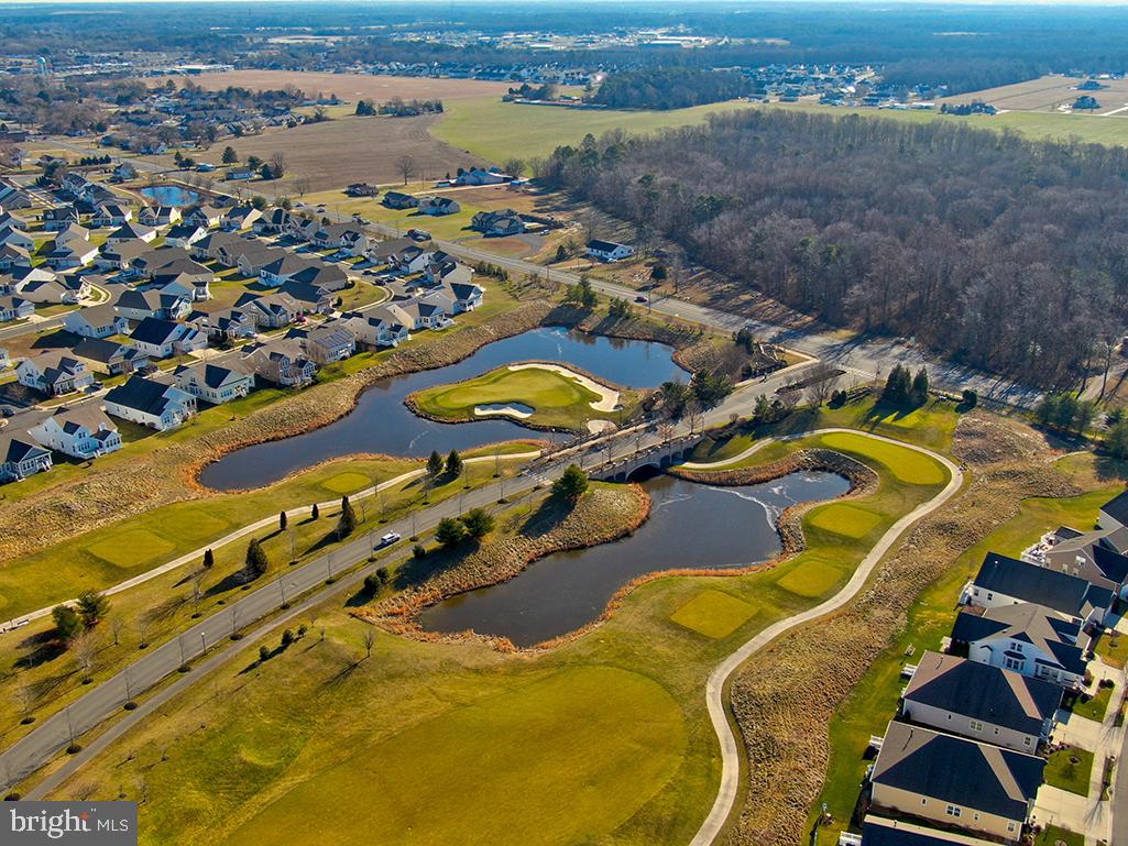 PLANTATION LAKES - Residential