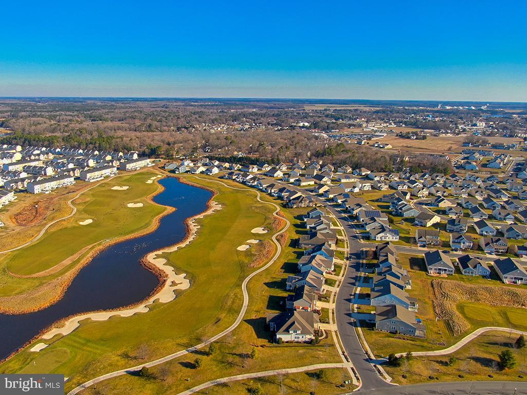 PLANTATION LAKES - Residential