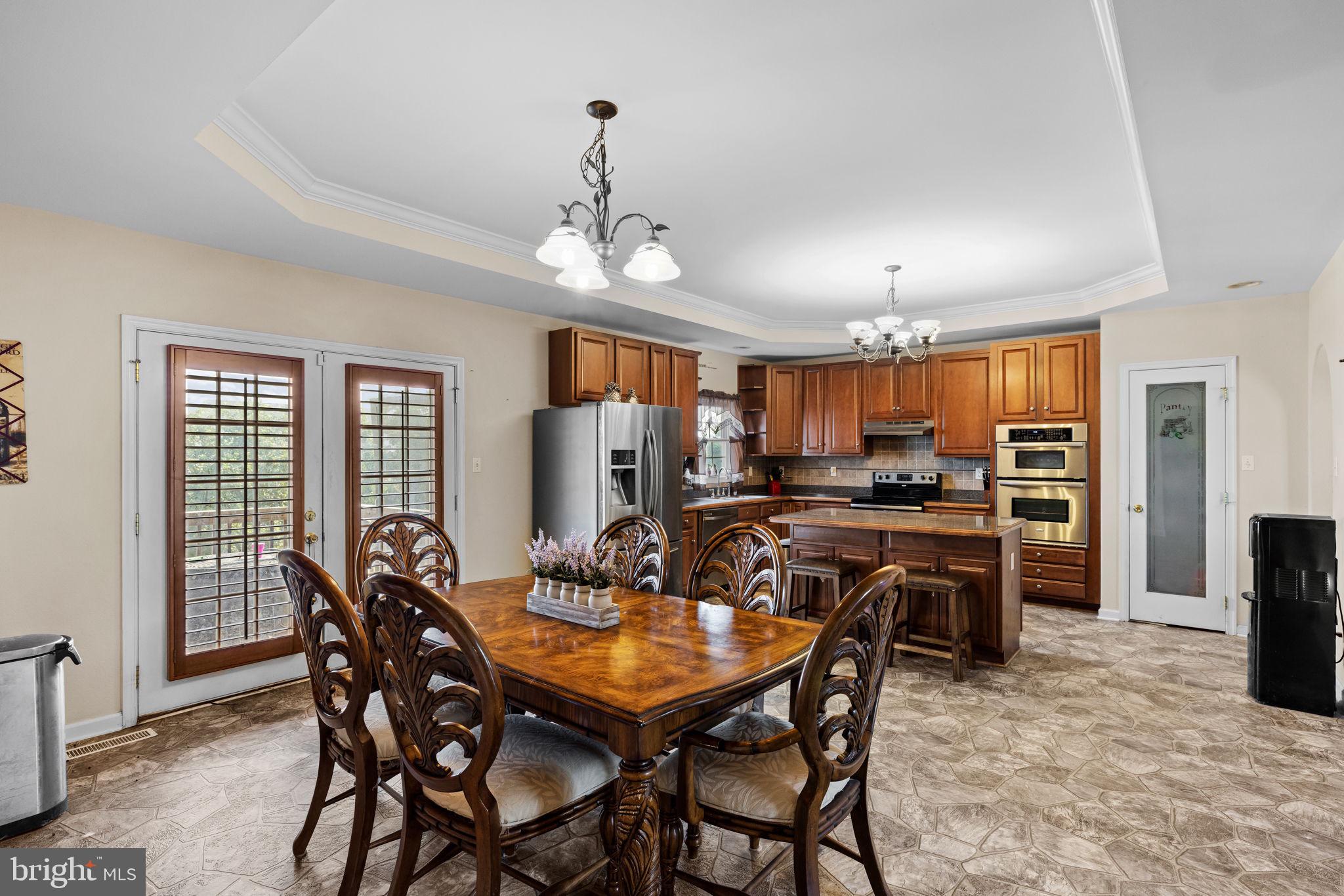 ELIZABETH STATION - Residential