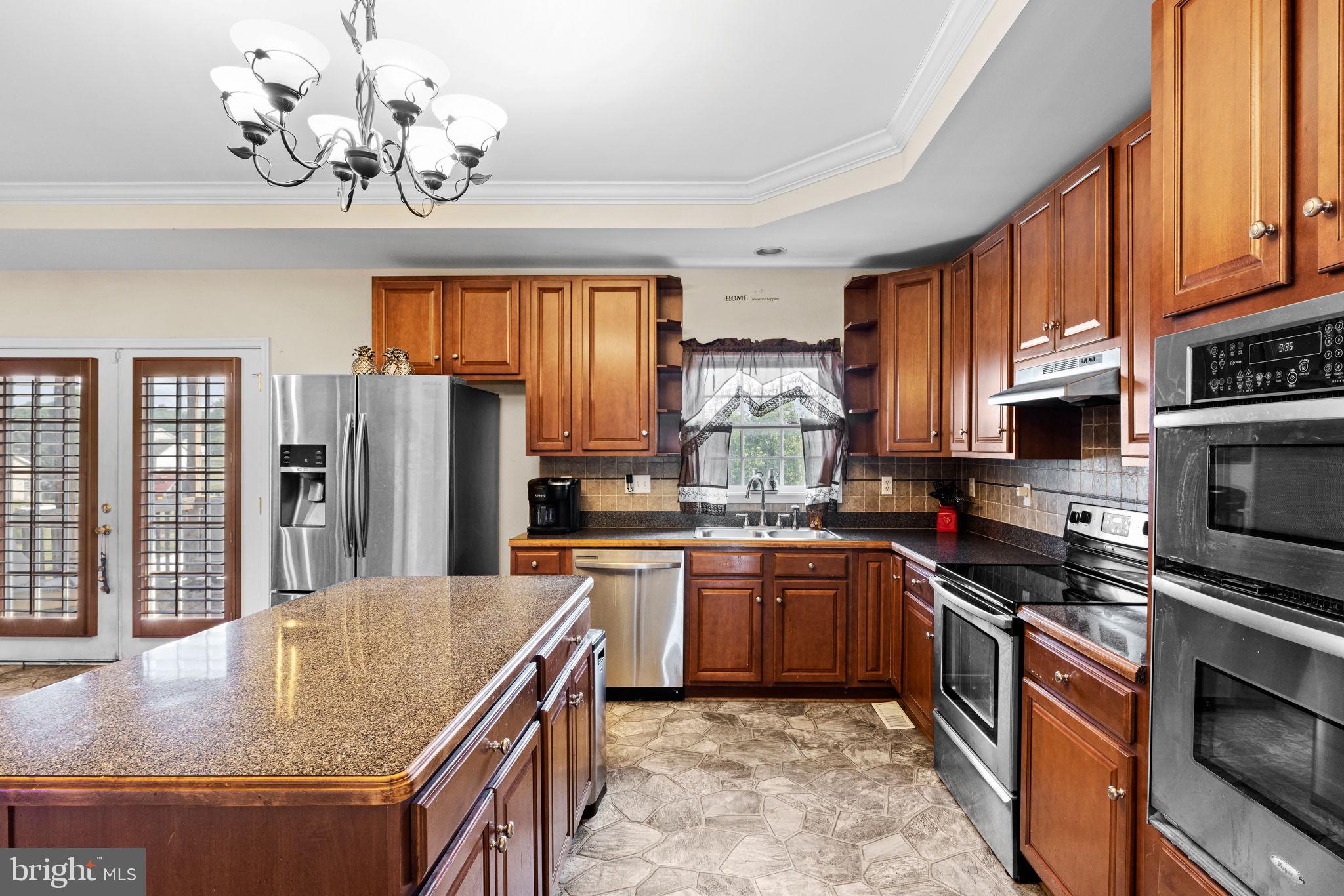 ELIZABETH STATION - Residential