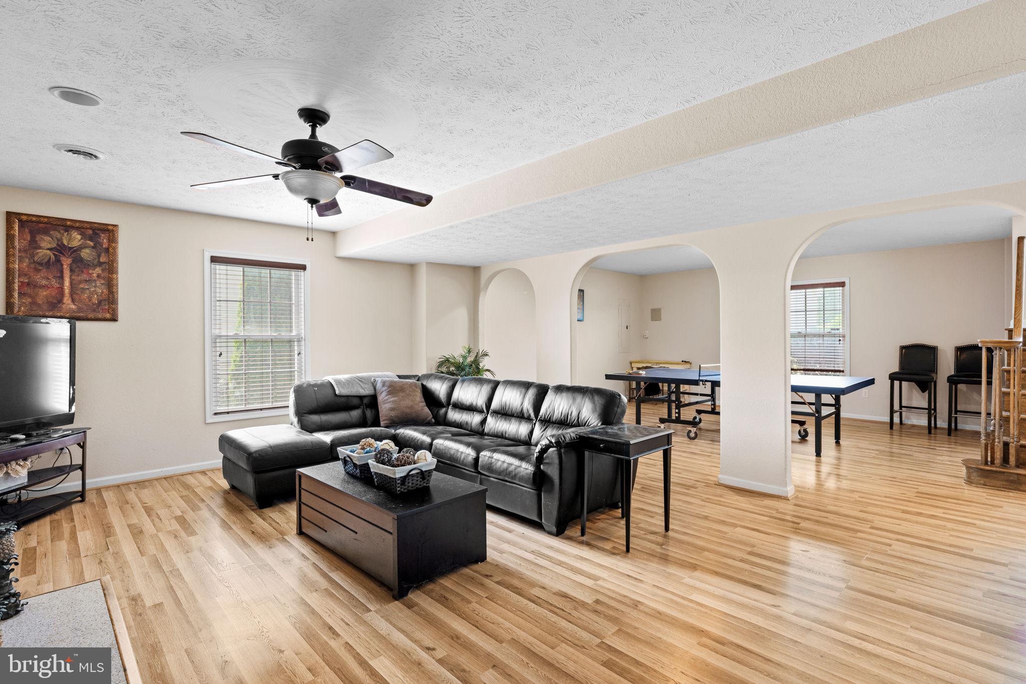 ELIZABETH STATION - Residential