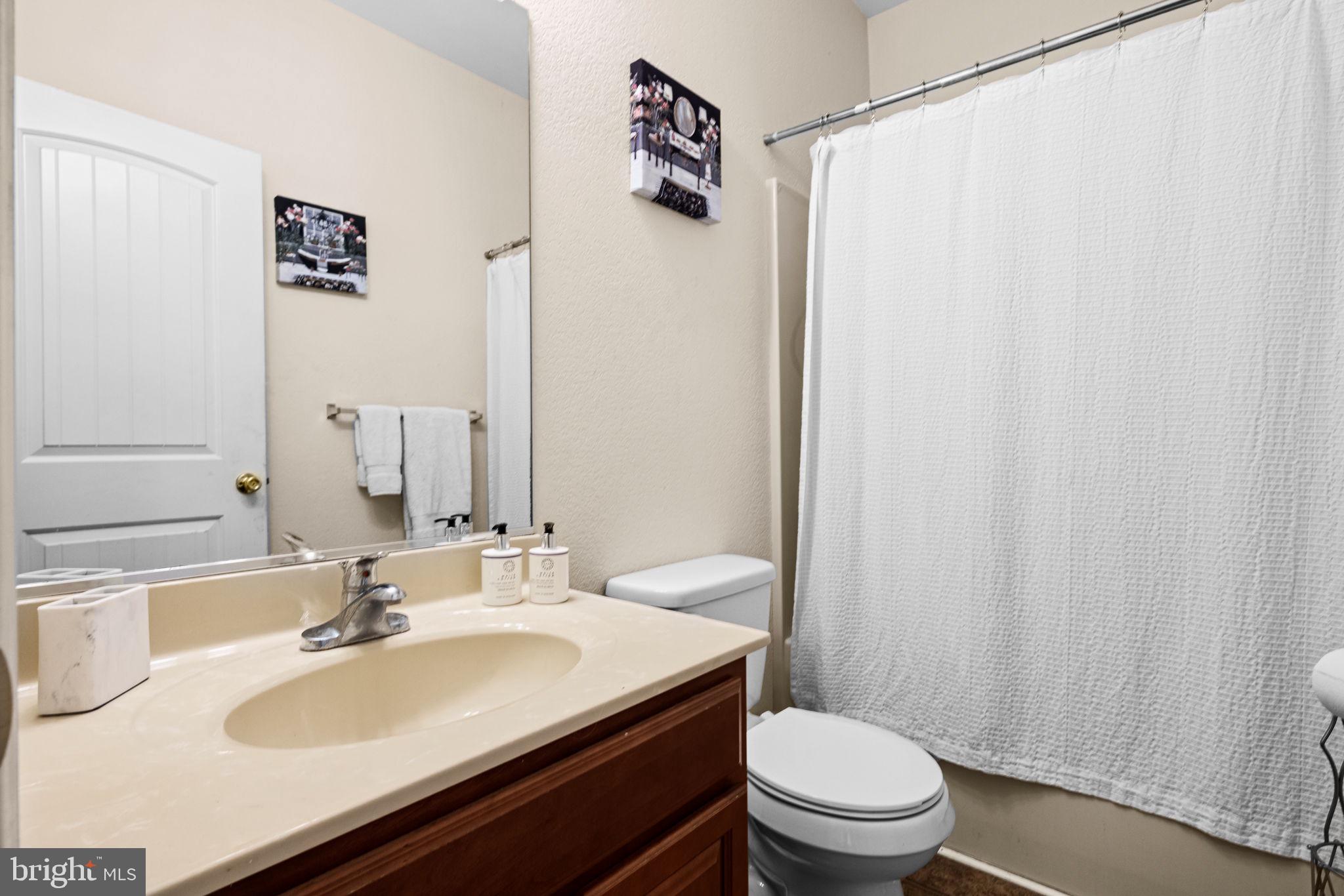 ELIZABETH STATION - Residential