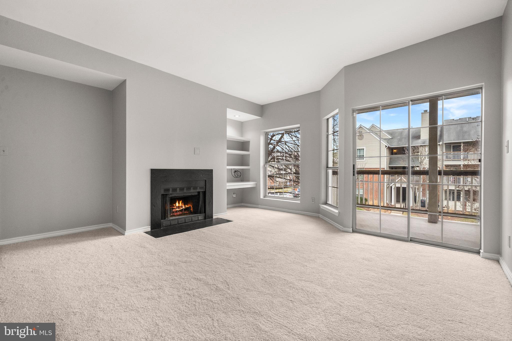 PENDERBROOK SQUARE CONDOMINIUMS - Residential