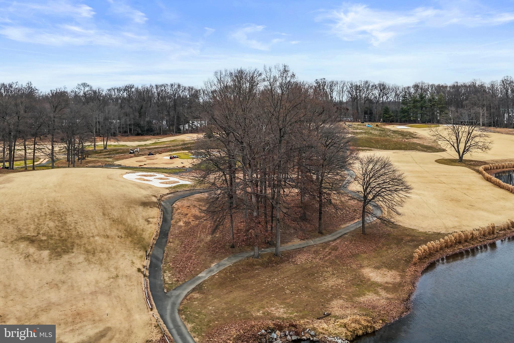 PENDERBROOK SQUARE CONDOMINIUMS - Residential